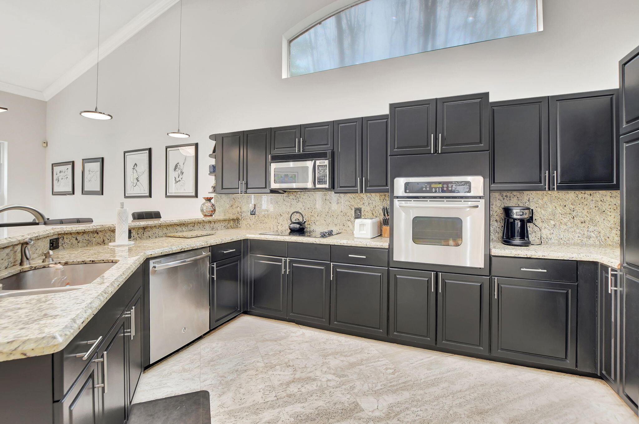 7636 Dorchester Road