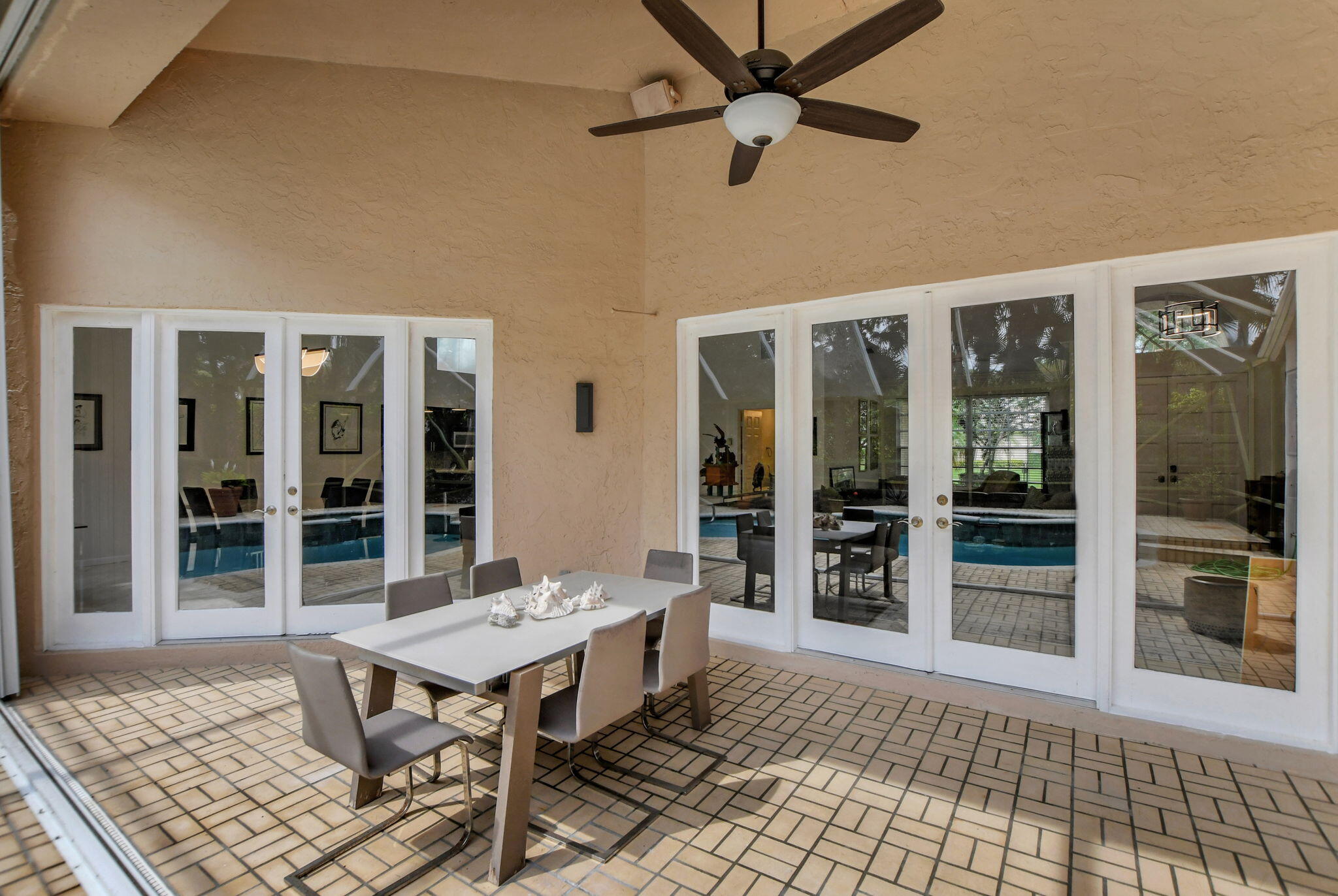 7636 Dorchester Road