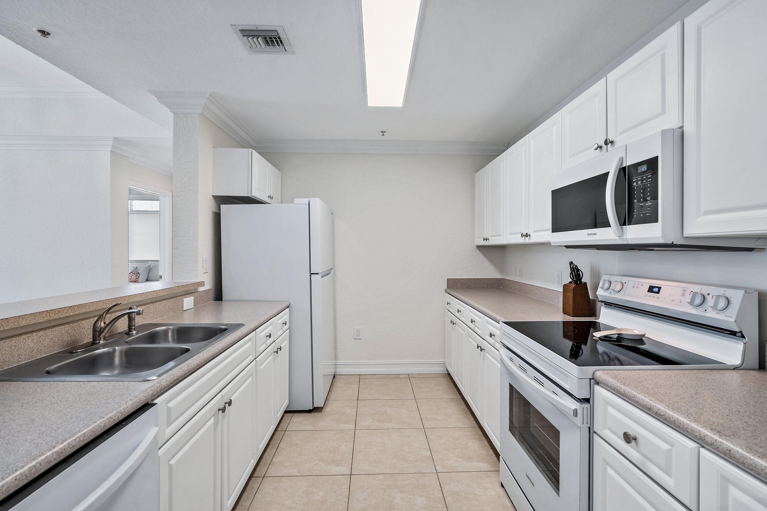 1203 Town Center Drive 212