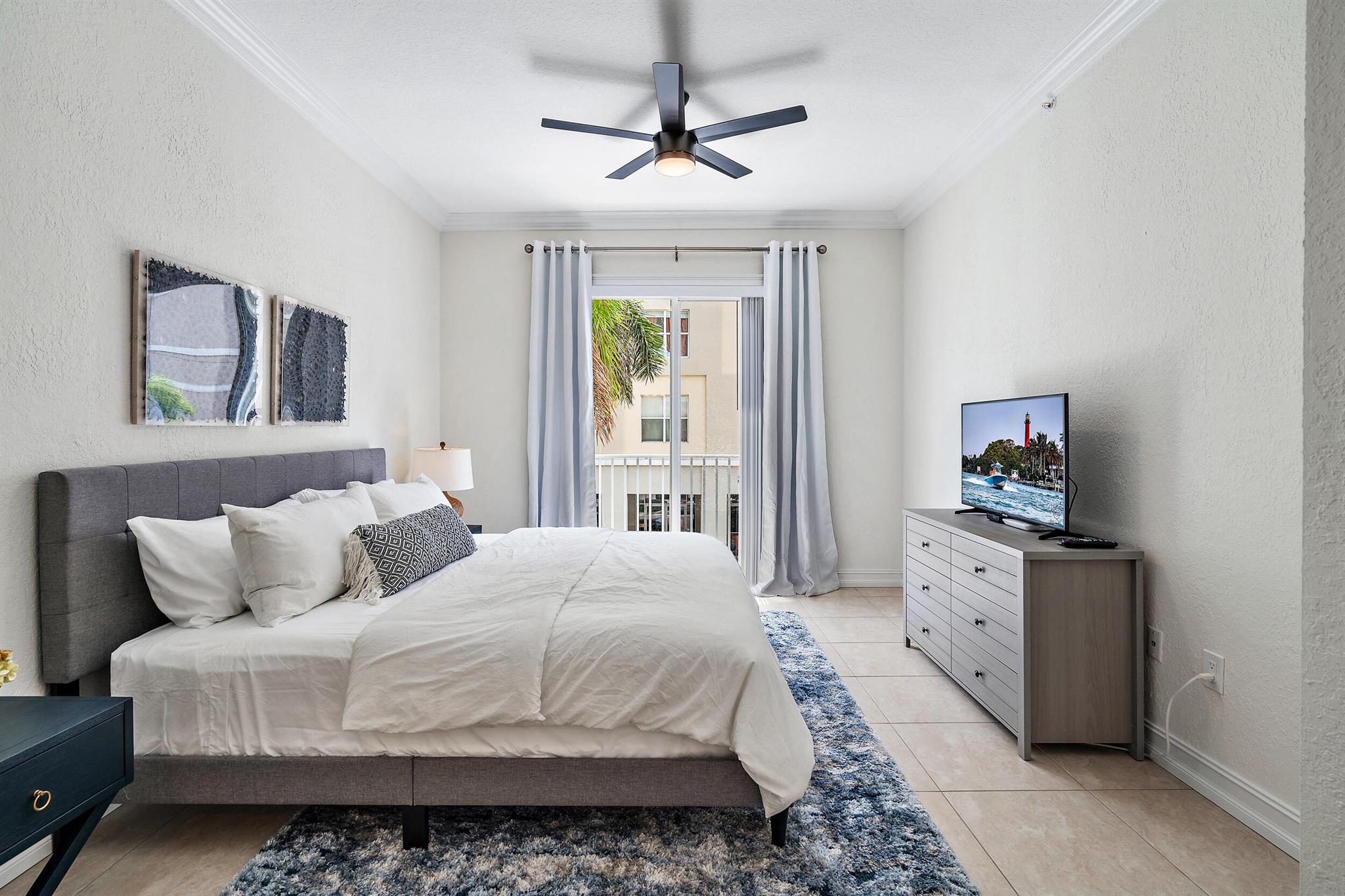 1203 Town Center Drive 212