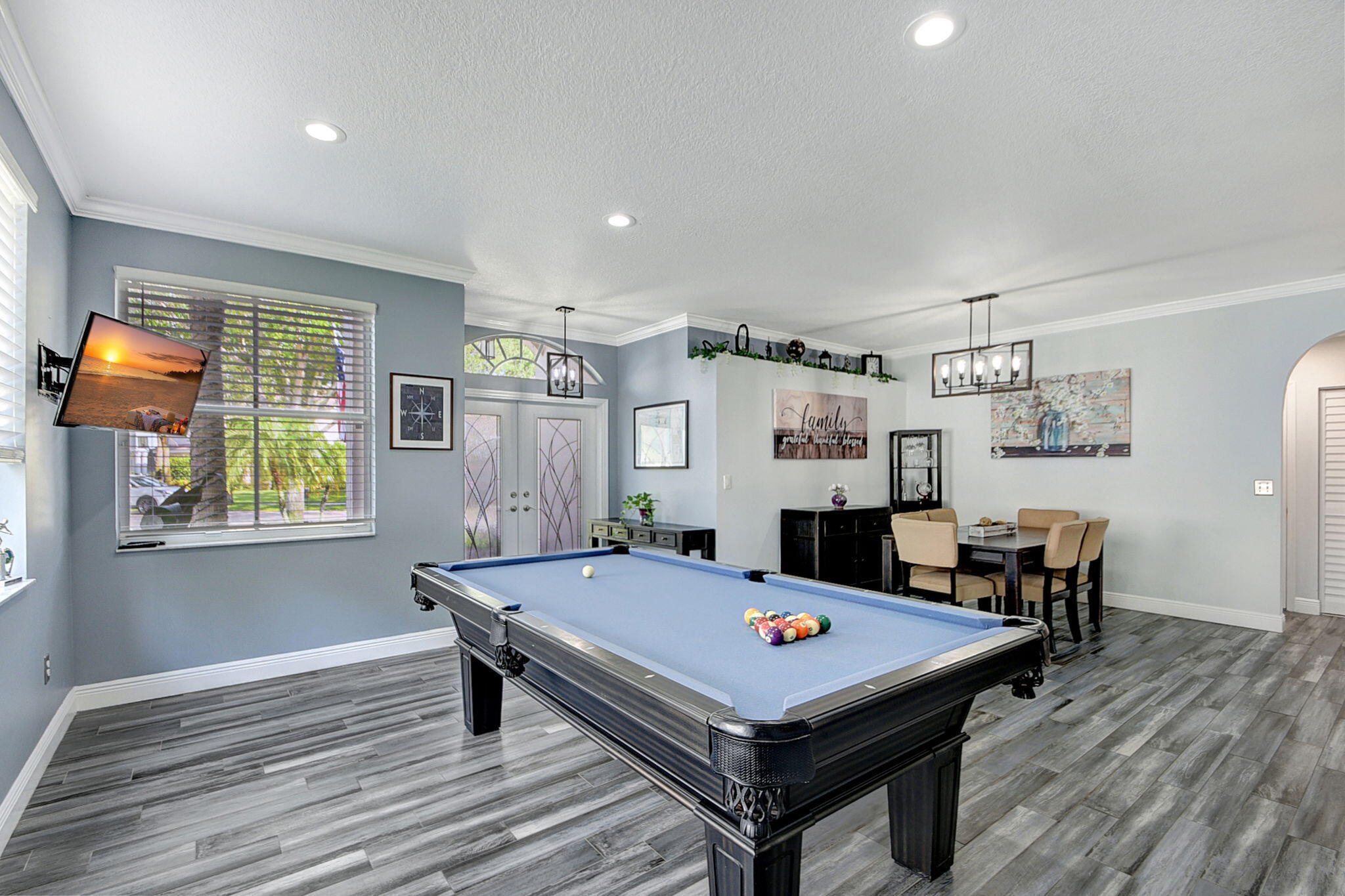 7518 Oak Grove Circle