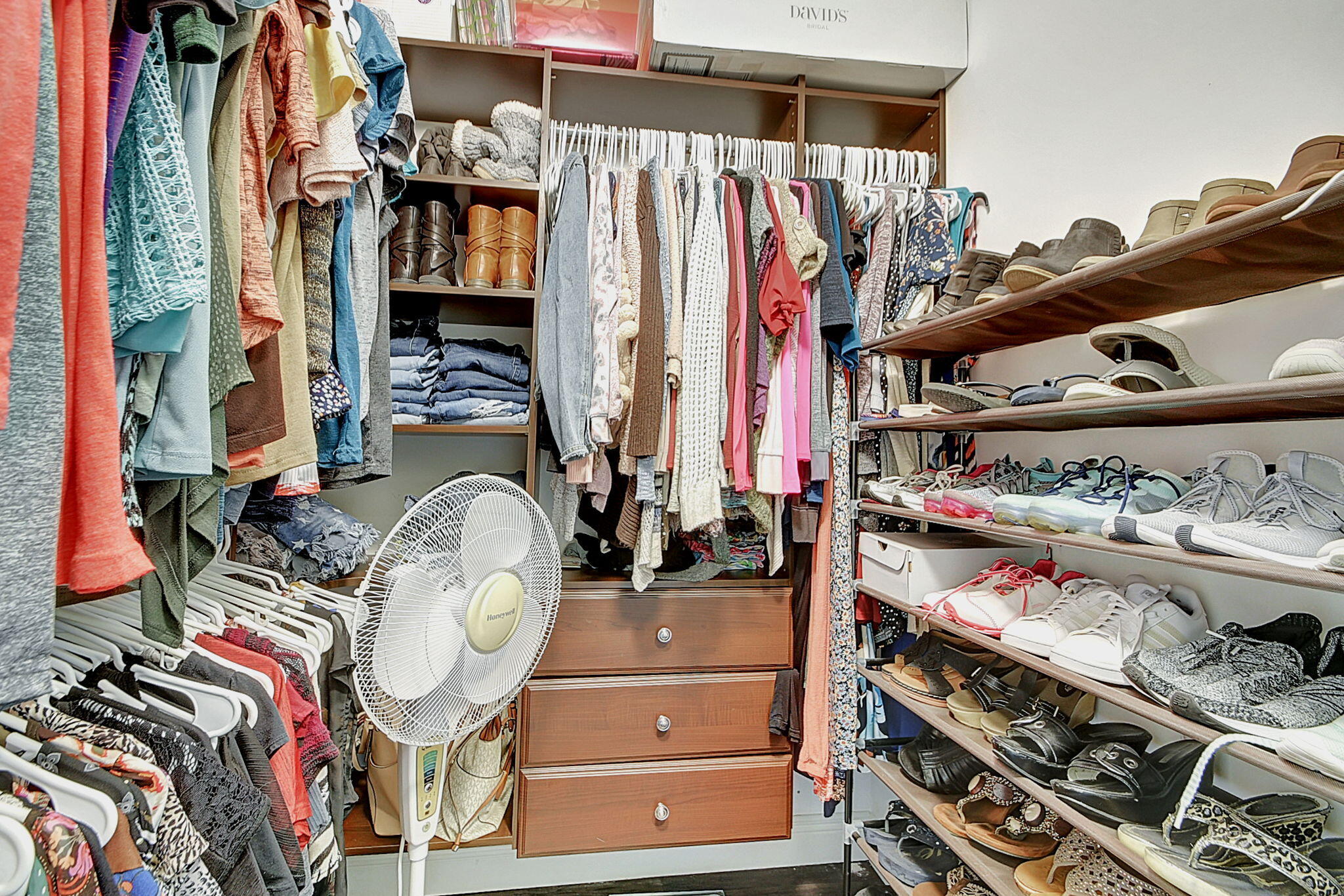 7518 Oak Grove Circle