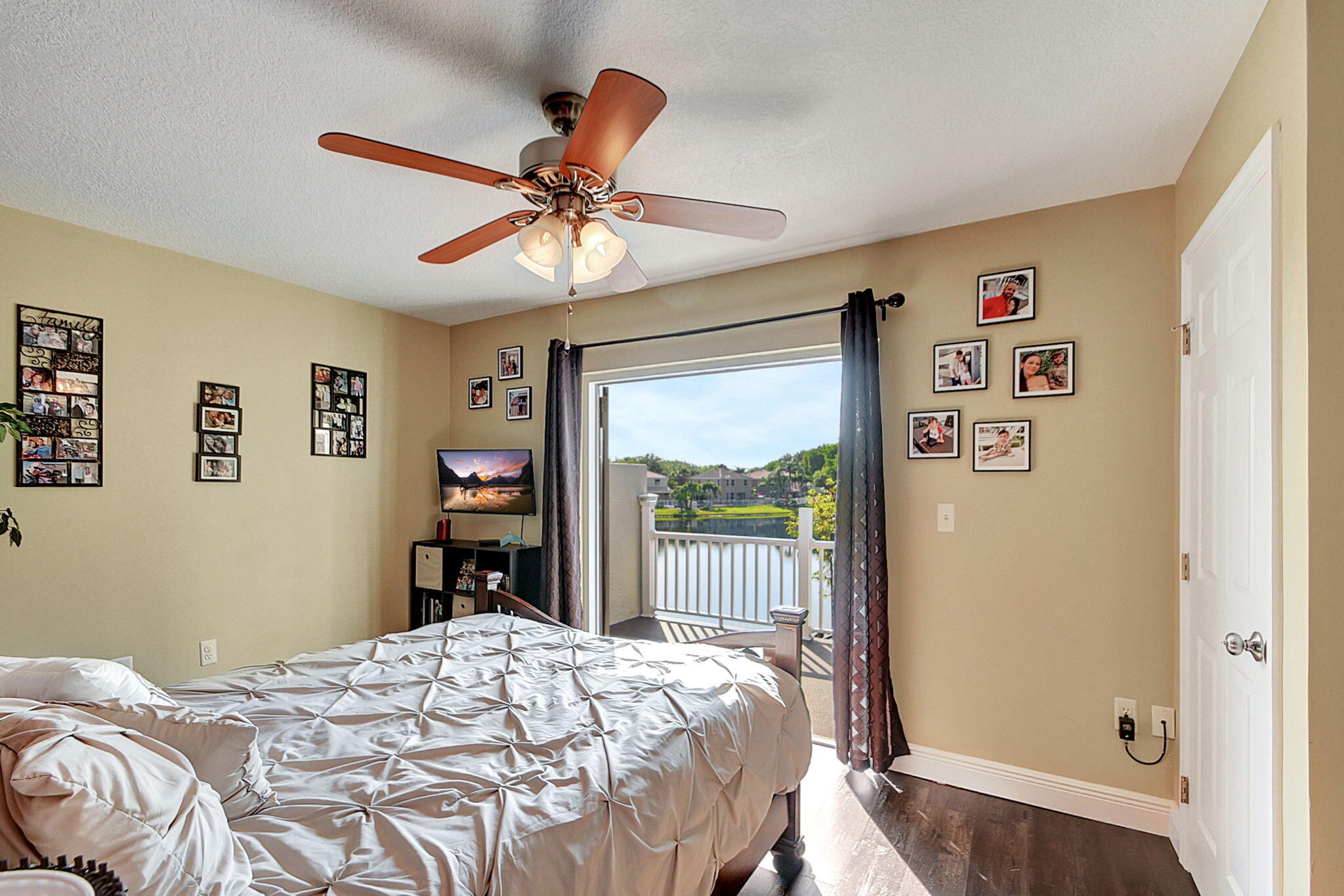 7518 Oak Grove Circle