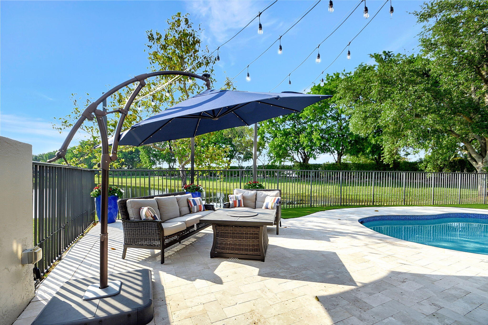 7518 Oak Grove Circle