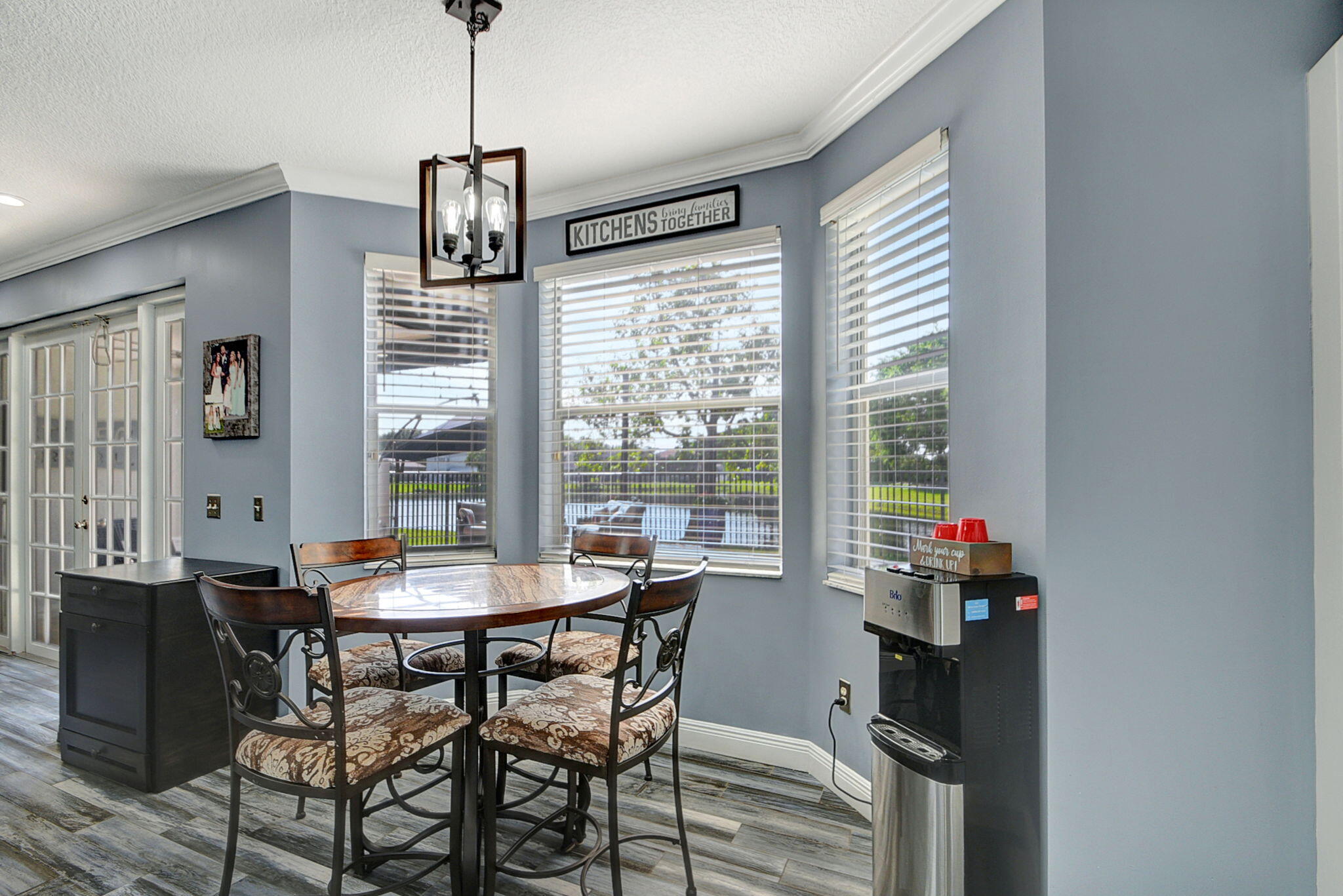 7518 Oak Grove Circle