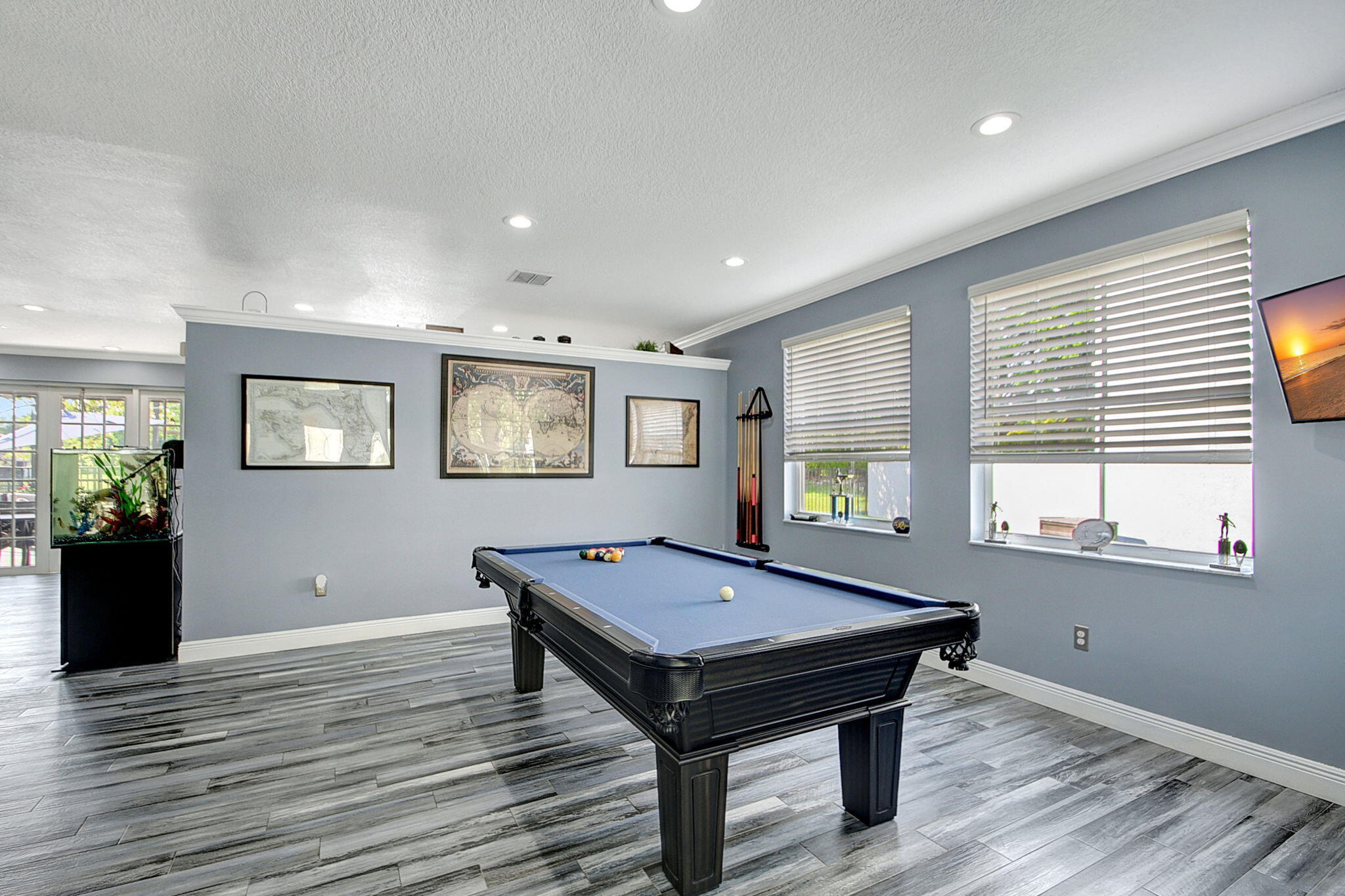 7518 Oak Grove Circle