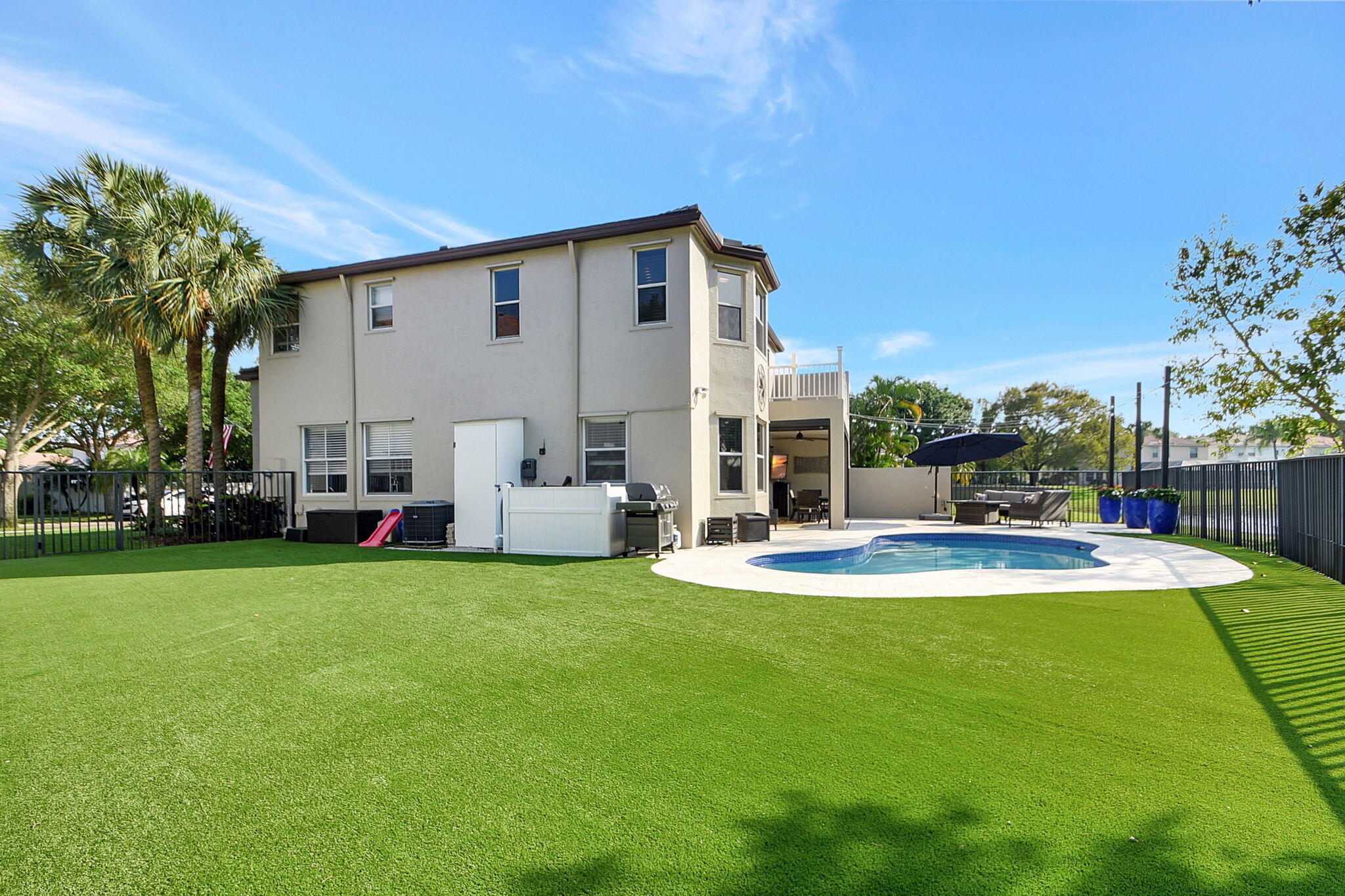 7518 Oak Grove Circle