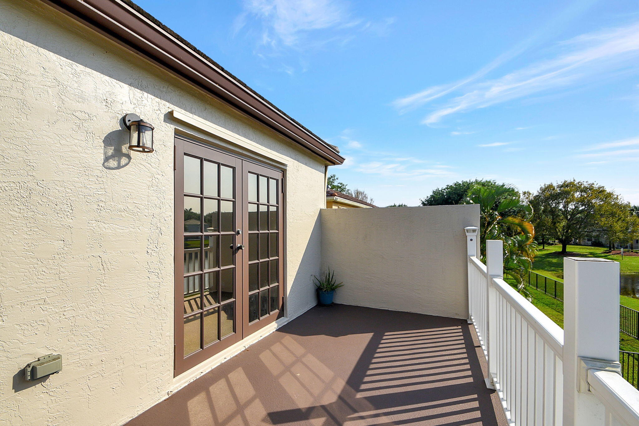 7518 Oak Grove Circle