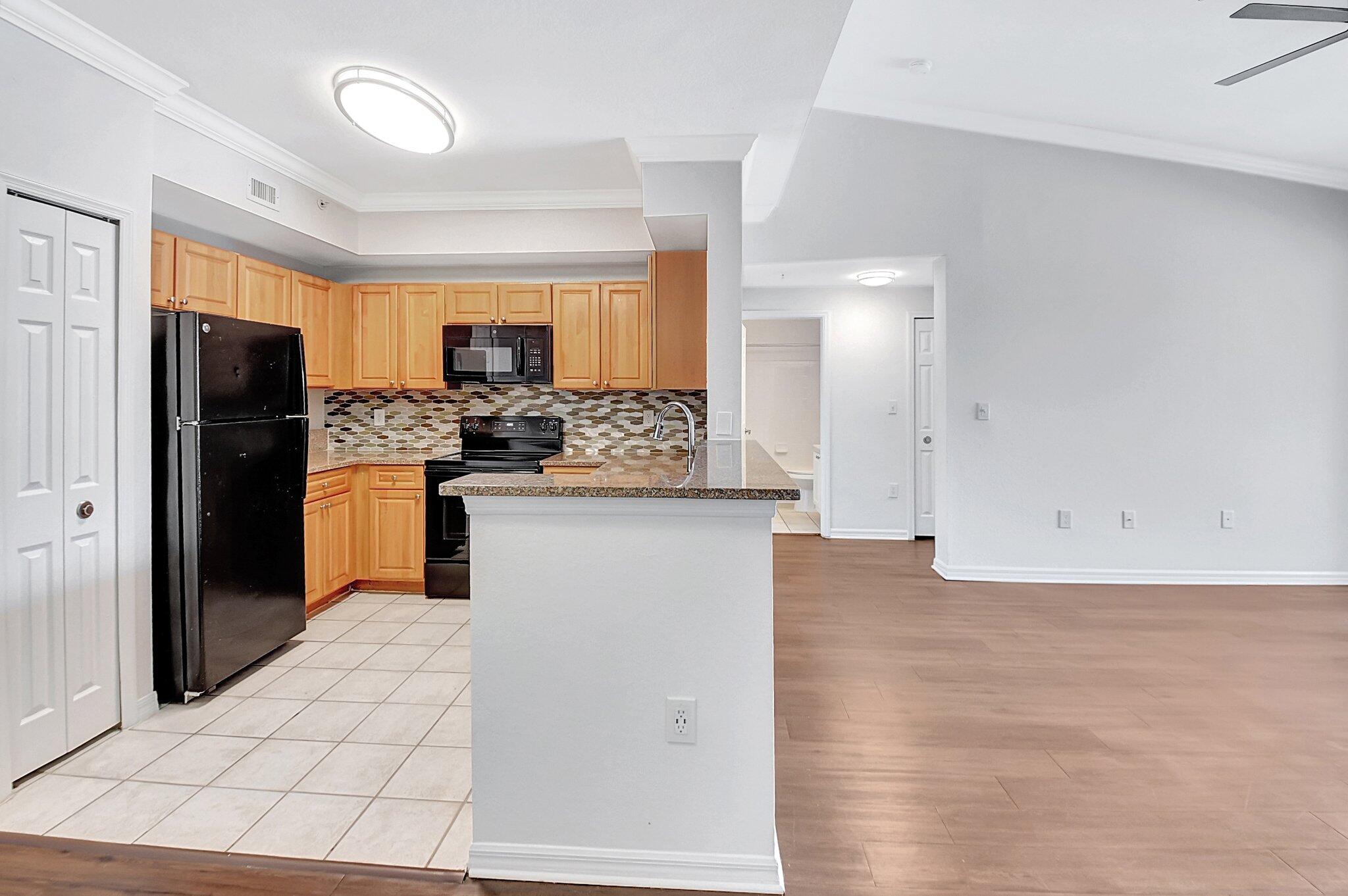 15125 Michelangelo Boulevard 207