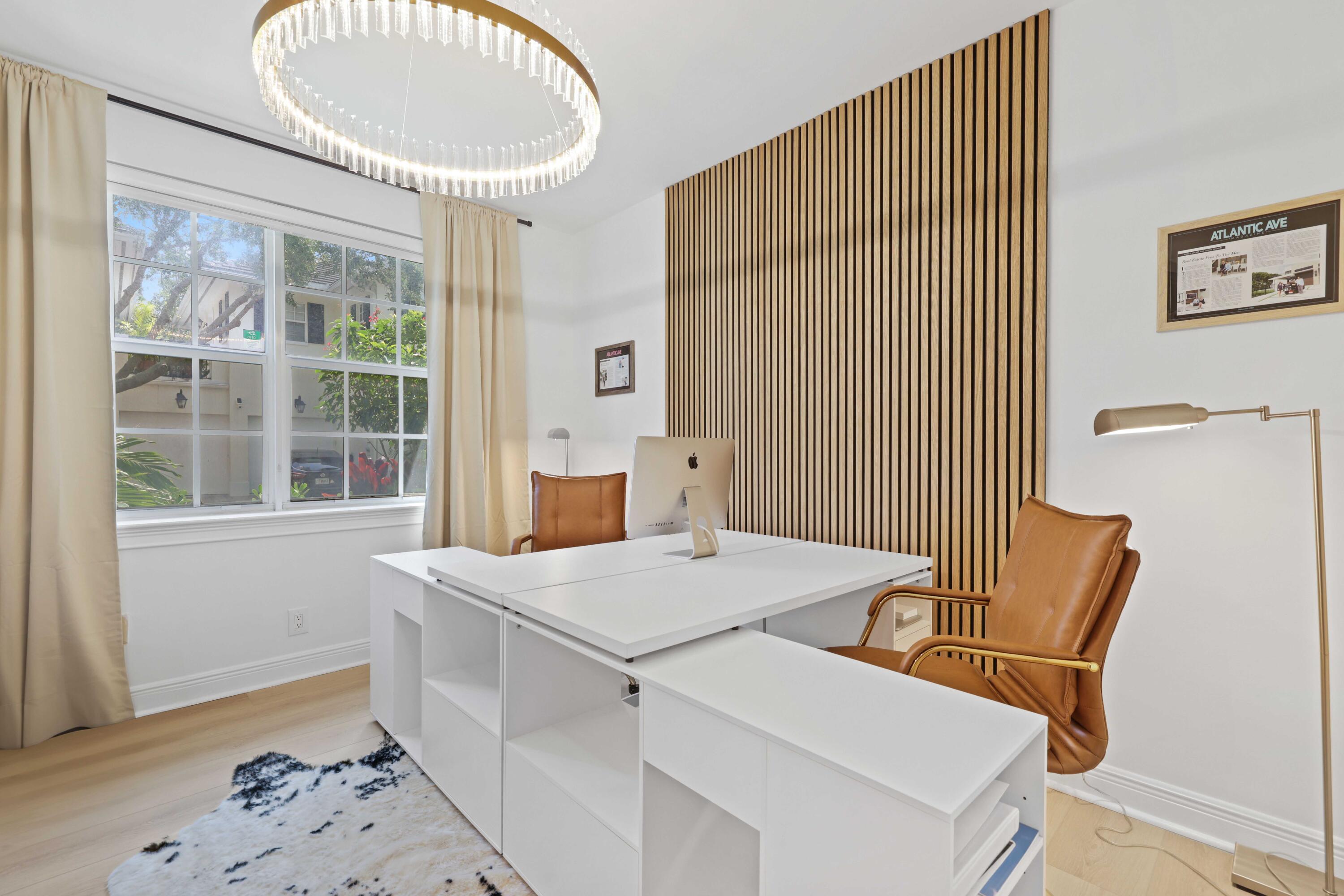 1050 E Heritage Club Circle