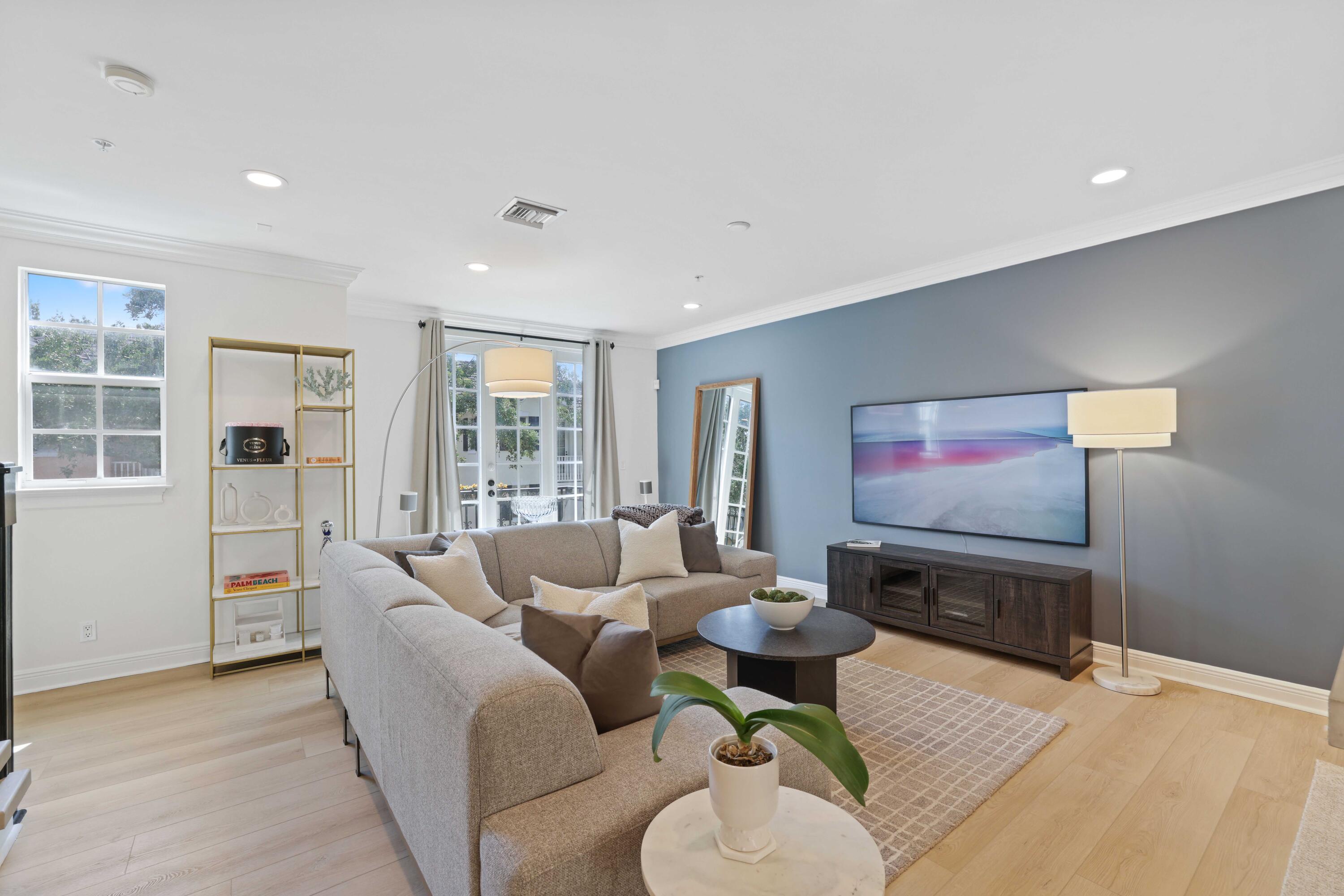 1050 E Heritage Club Circle