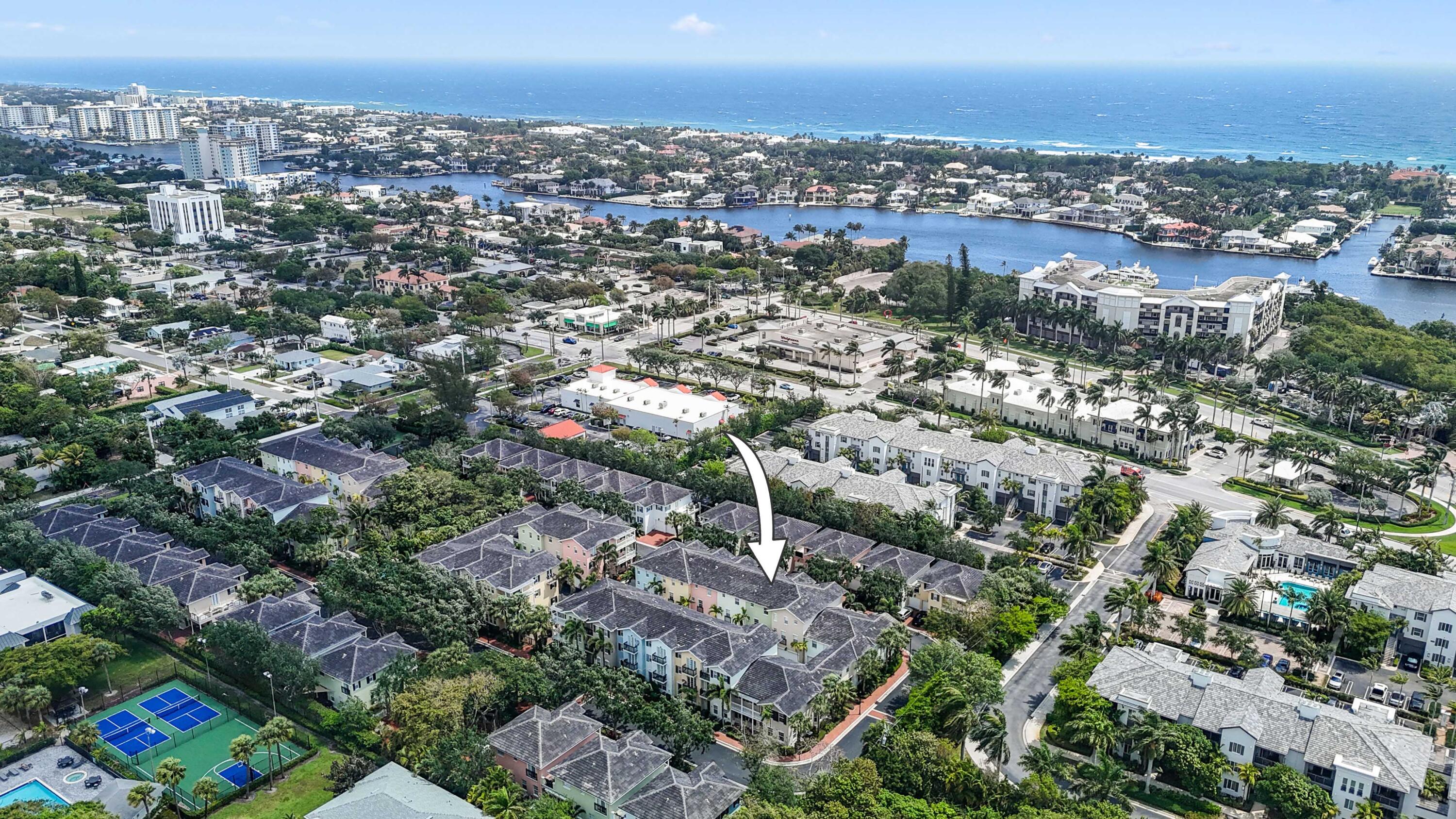 1050 E Heritage Club Circle