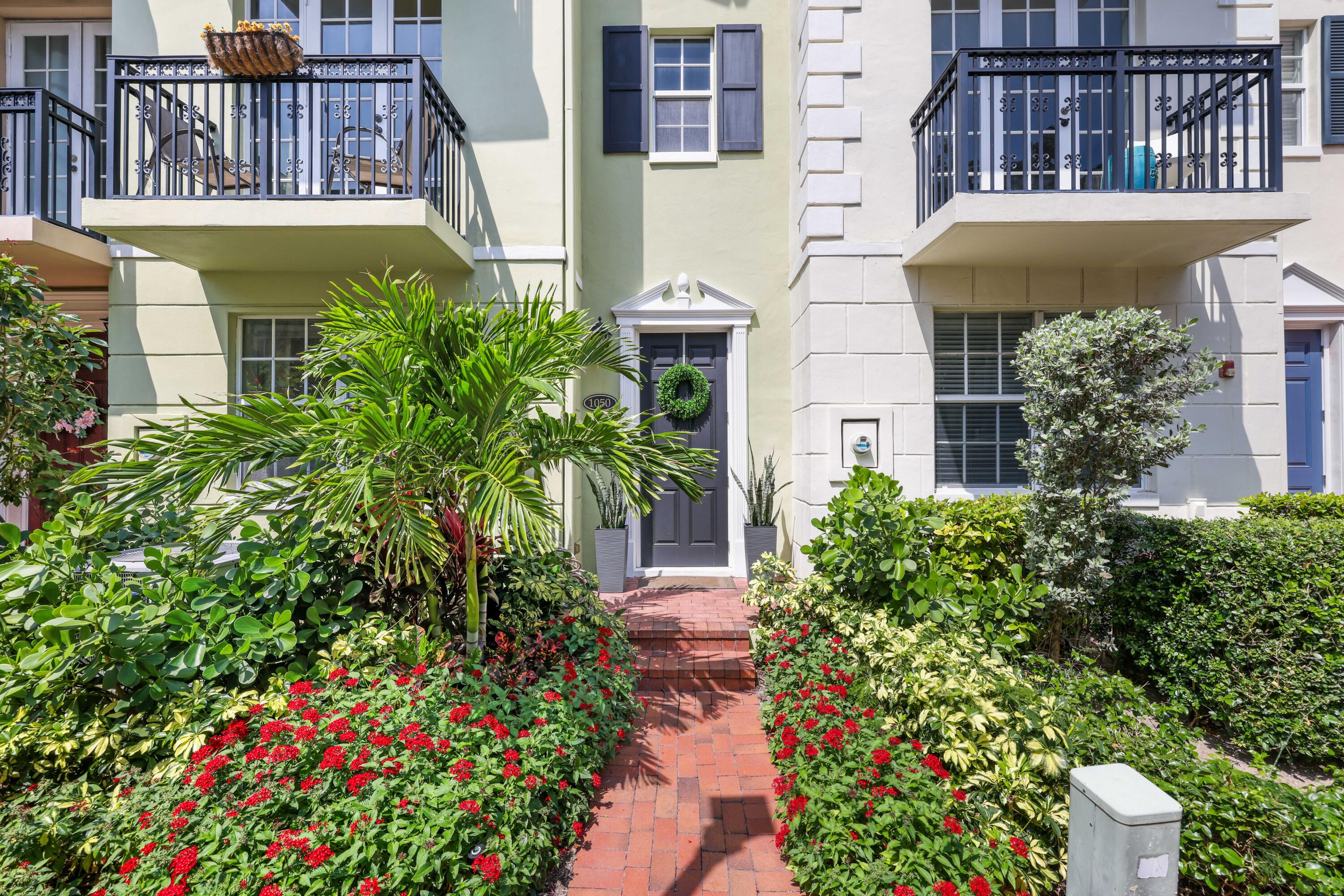 1050 E Heritage Club Circle