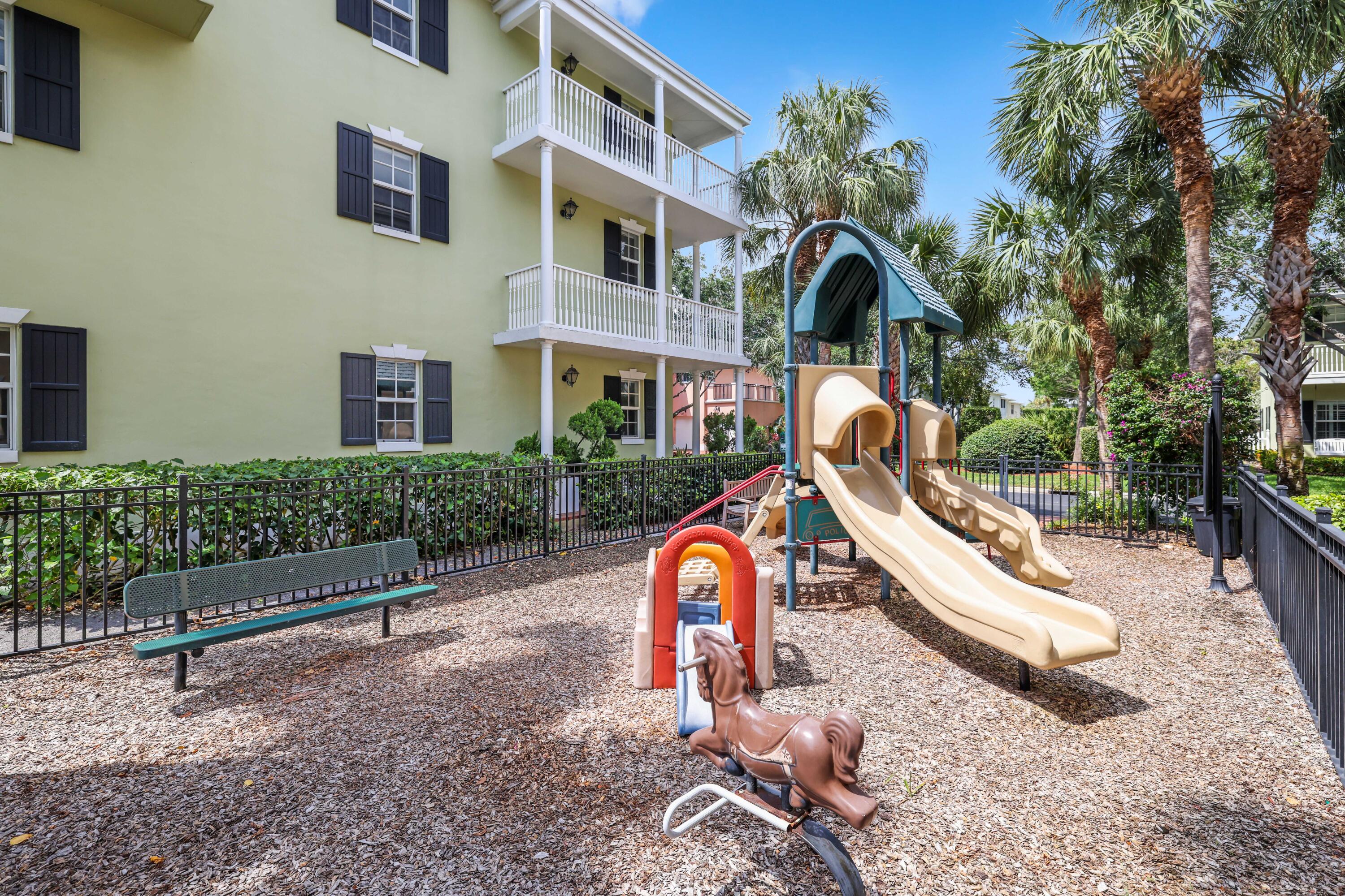 1050 E Heritage Club Circle