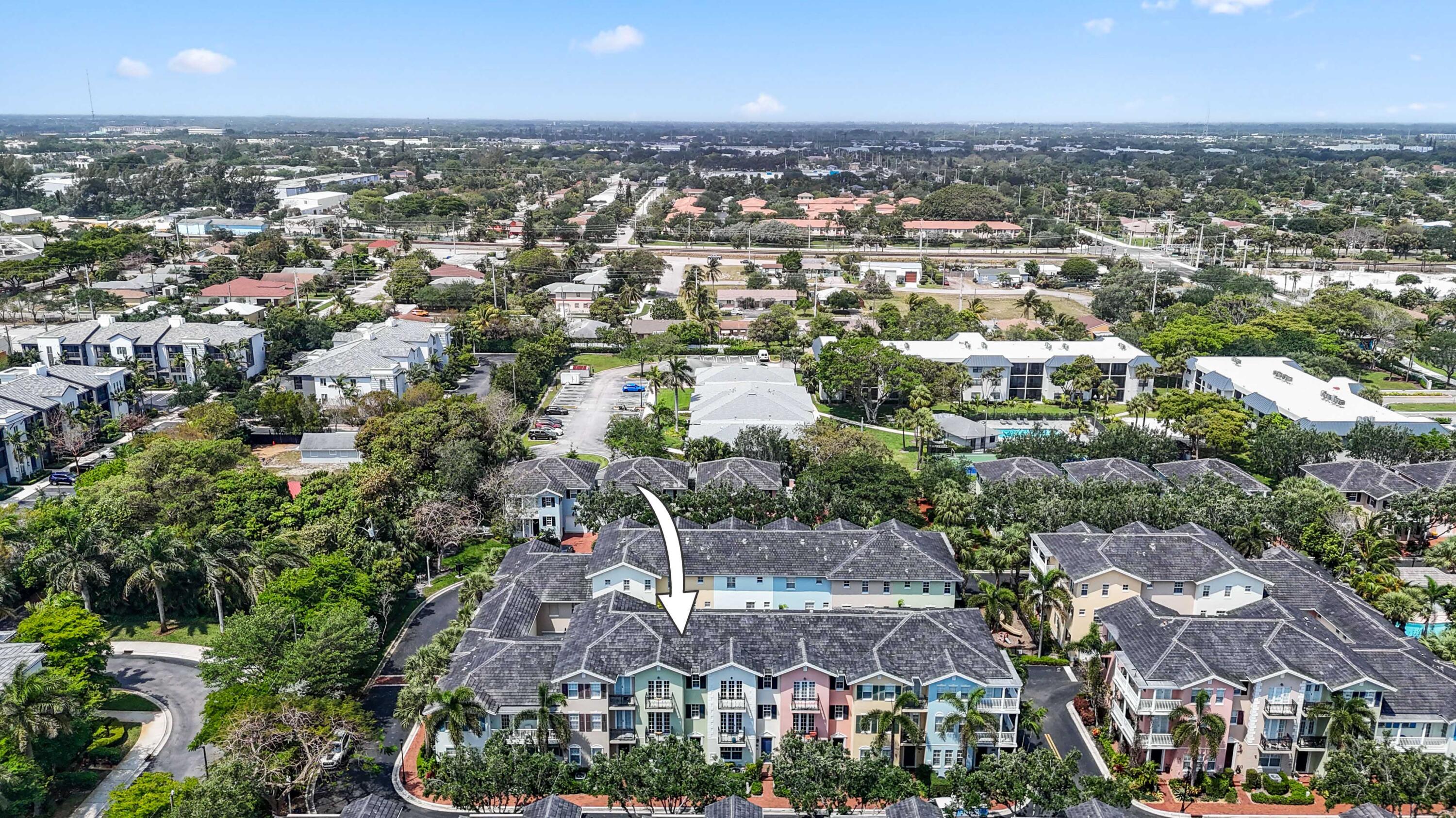 1050 E Heritage Club Circle