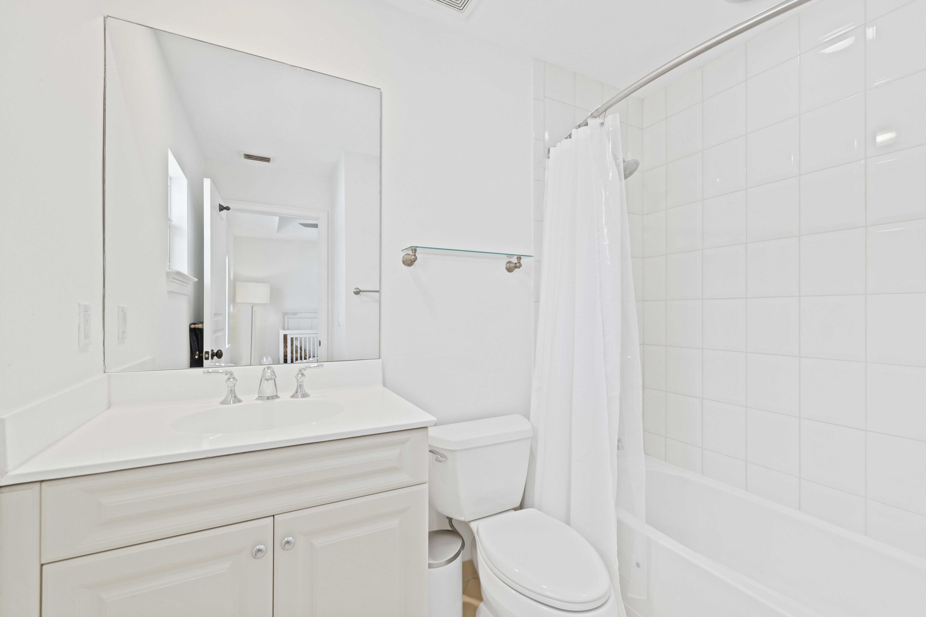 1050 E Heritage Club Circle