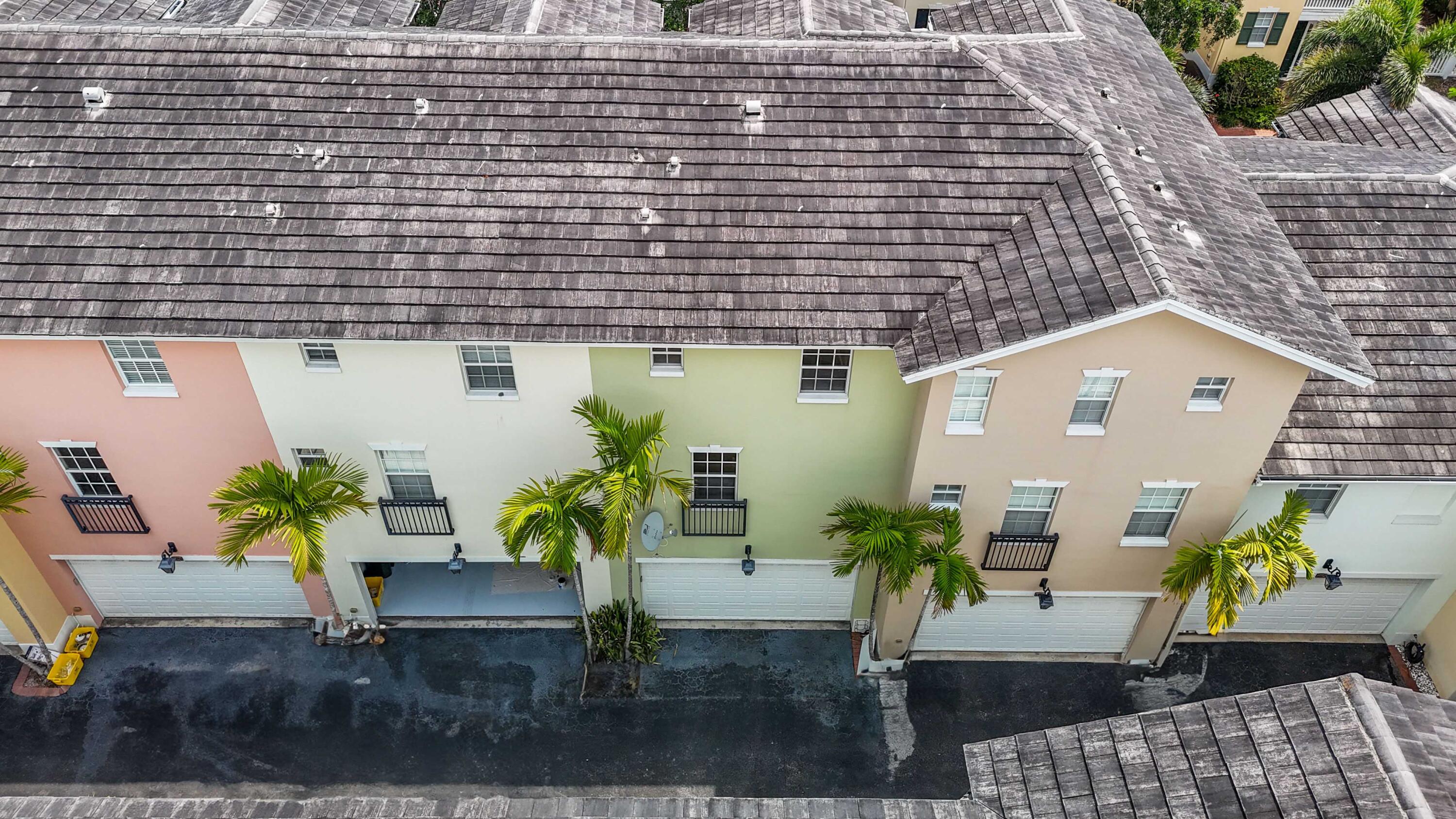 1050 E Heritage Club Circle