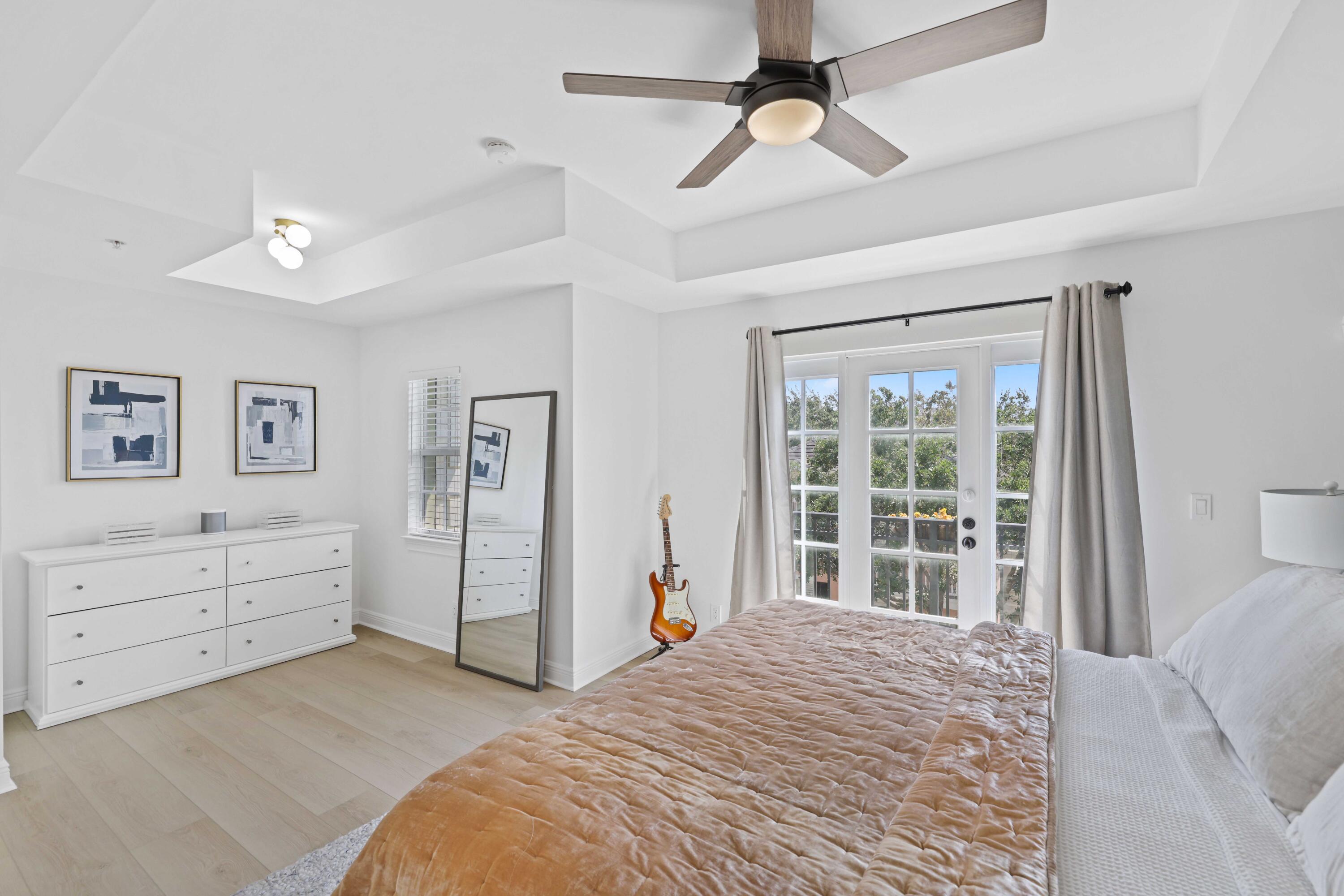 1050 E Heritage Club Circle