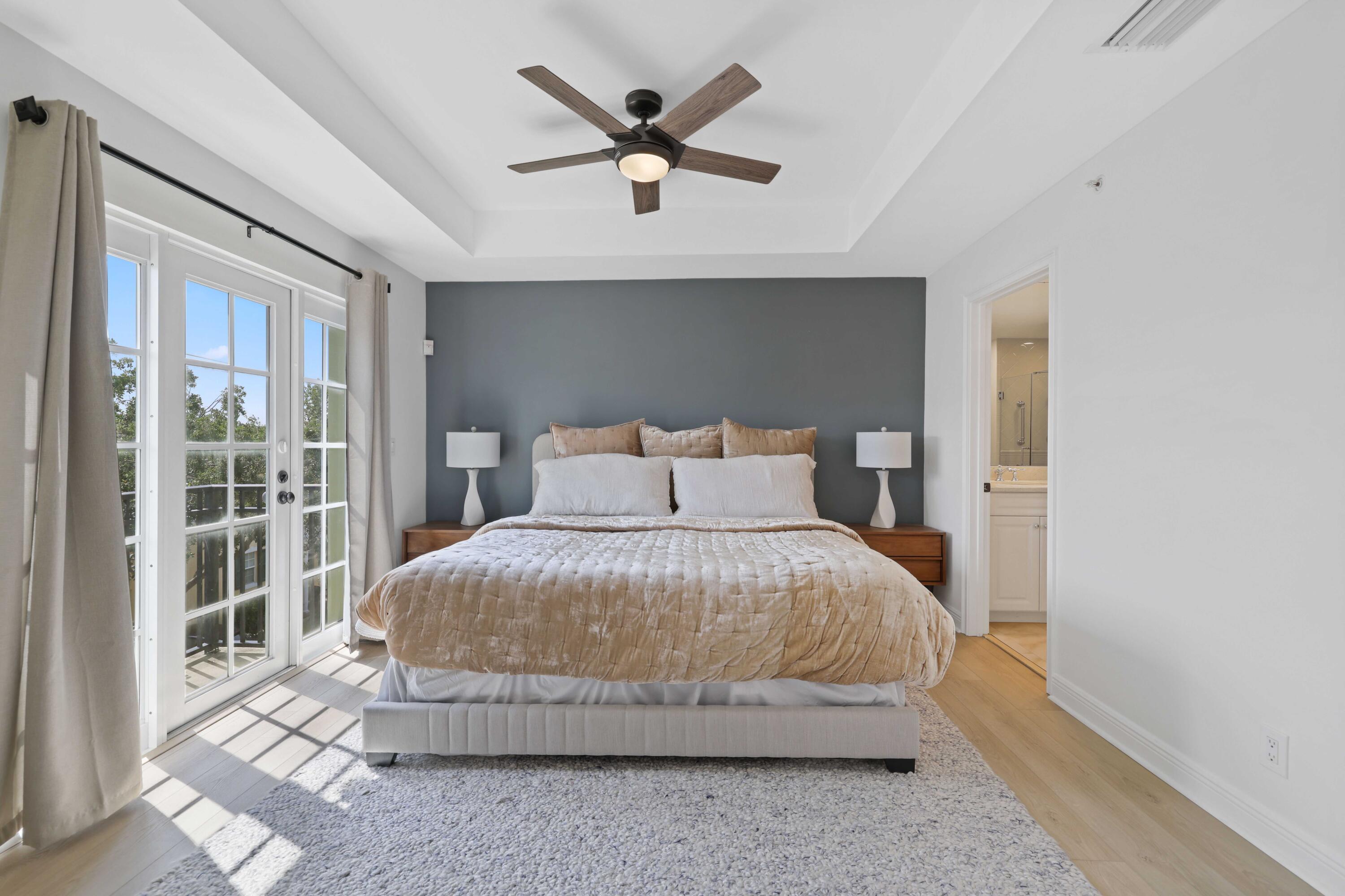 1050 E Heritage Club Circle