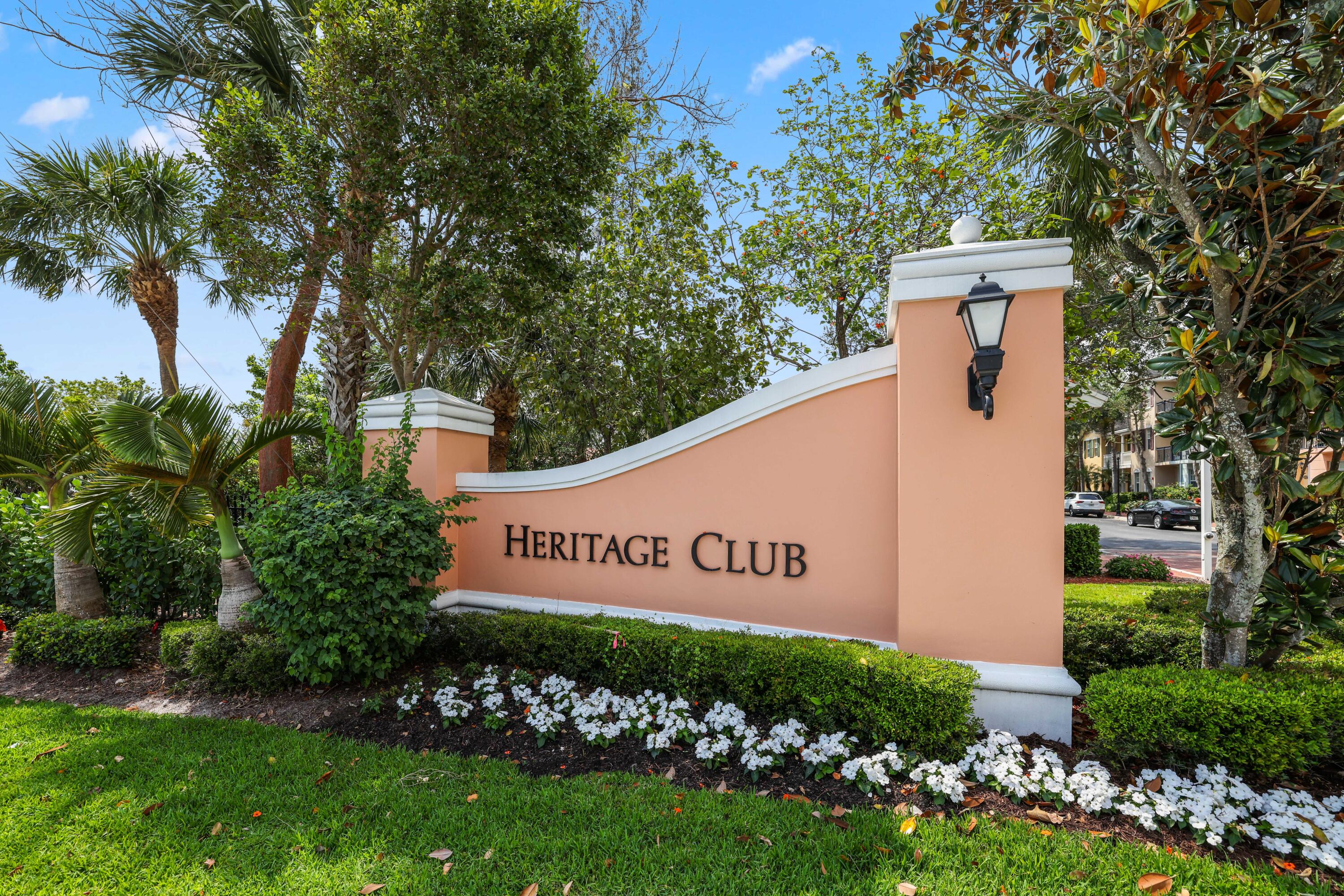 1050 E Heritage Club Circle