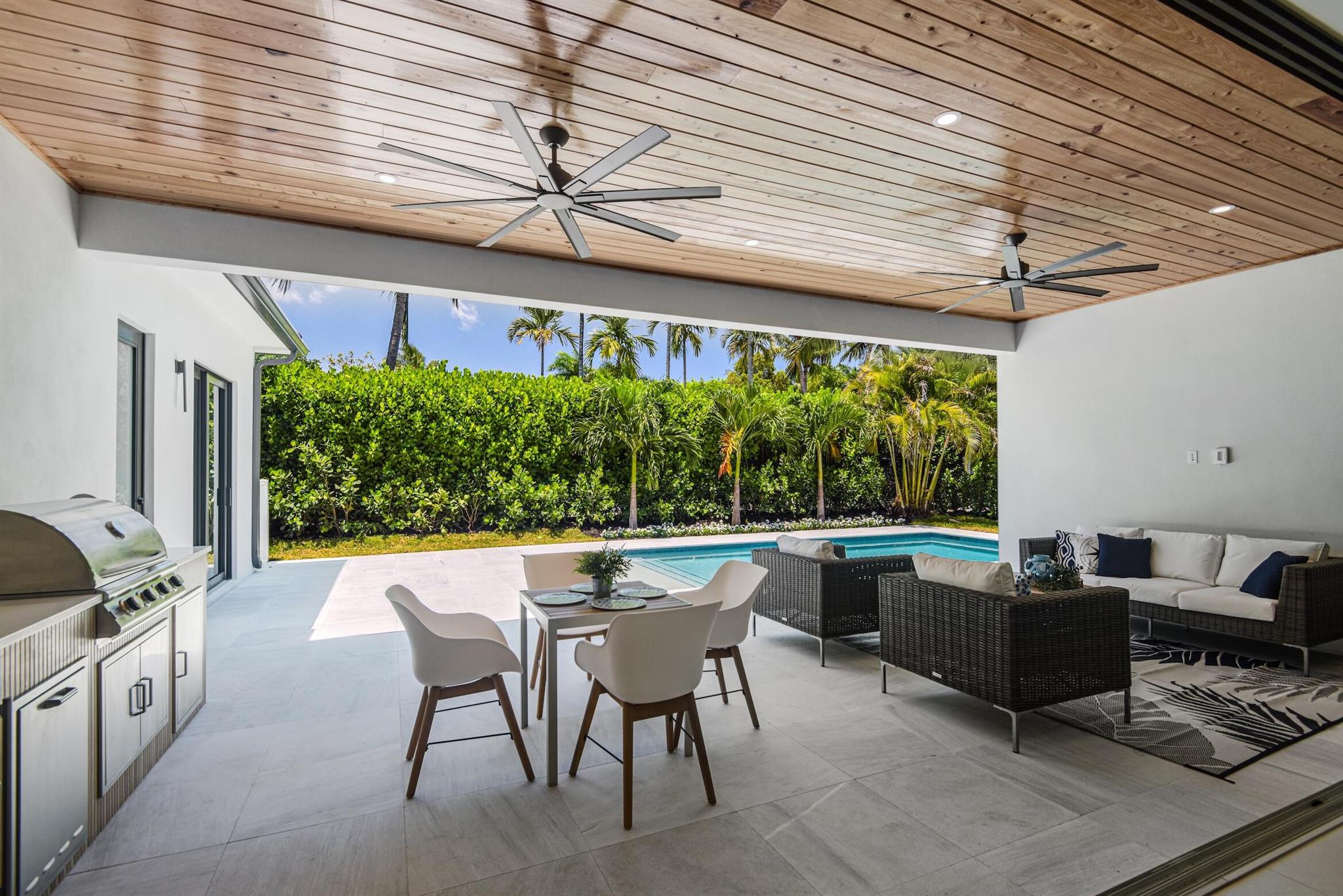 719 Sunshine Drive