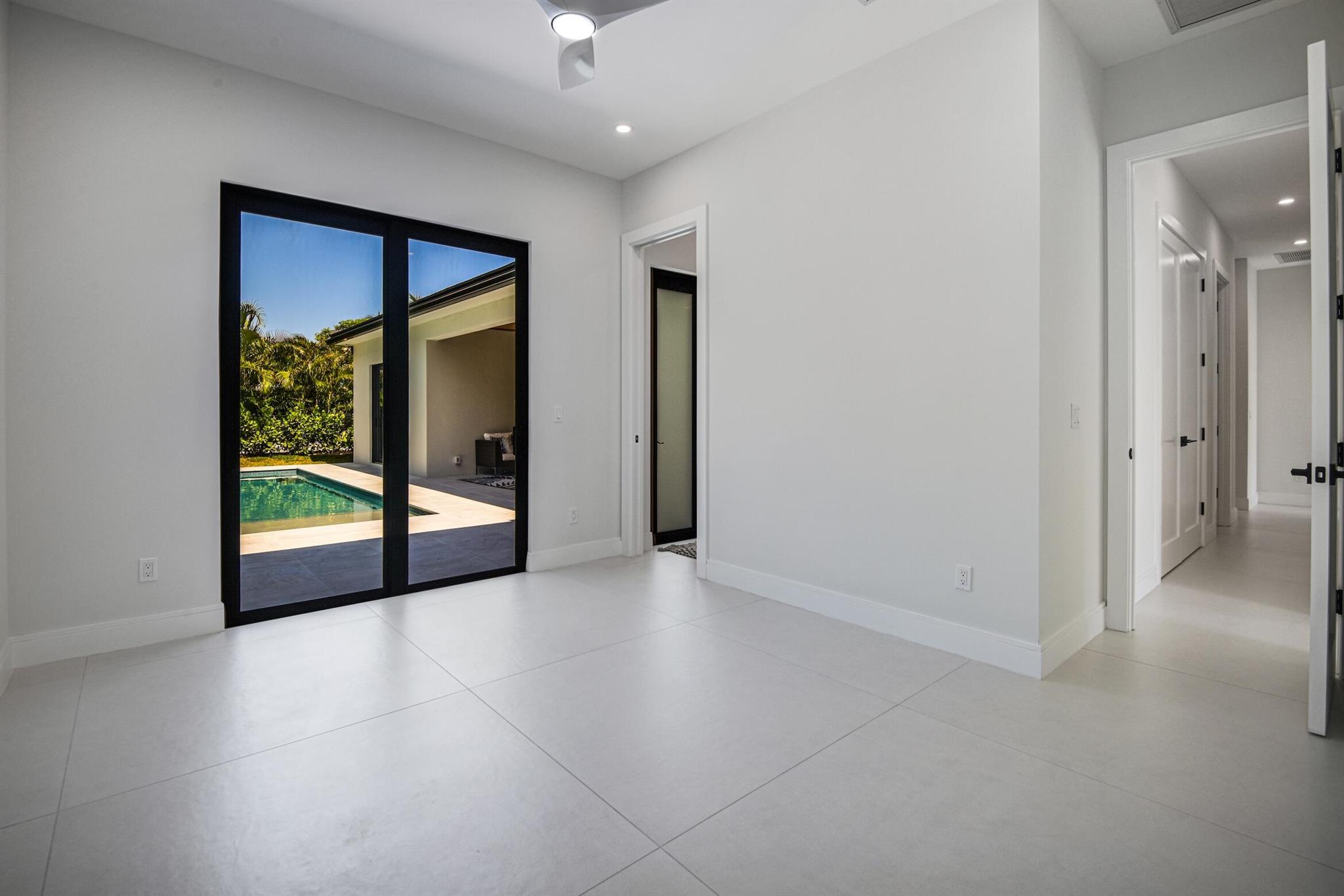 719 Sunshine Drive