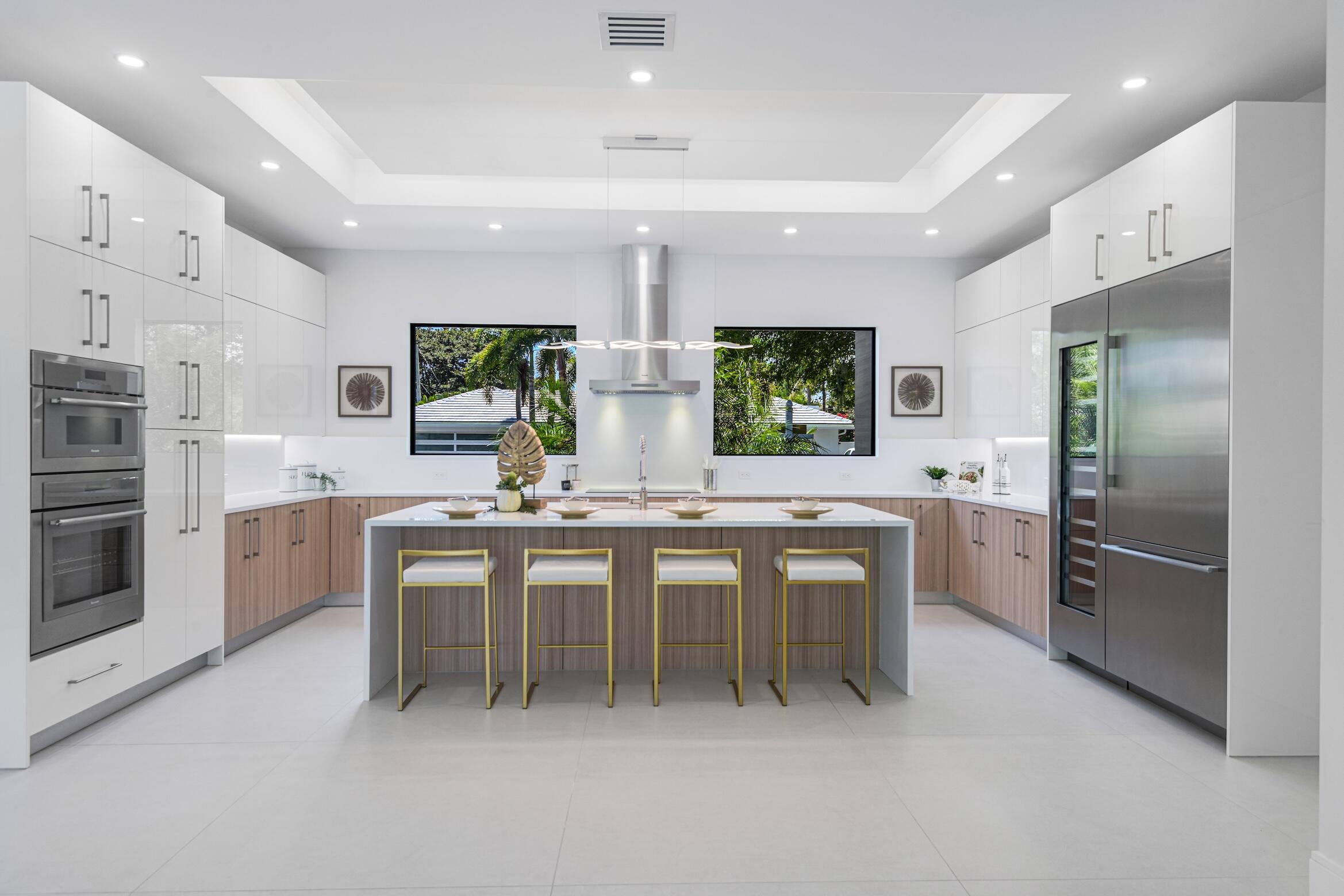 719 Sunshine Drive