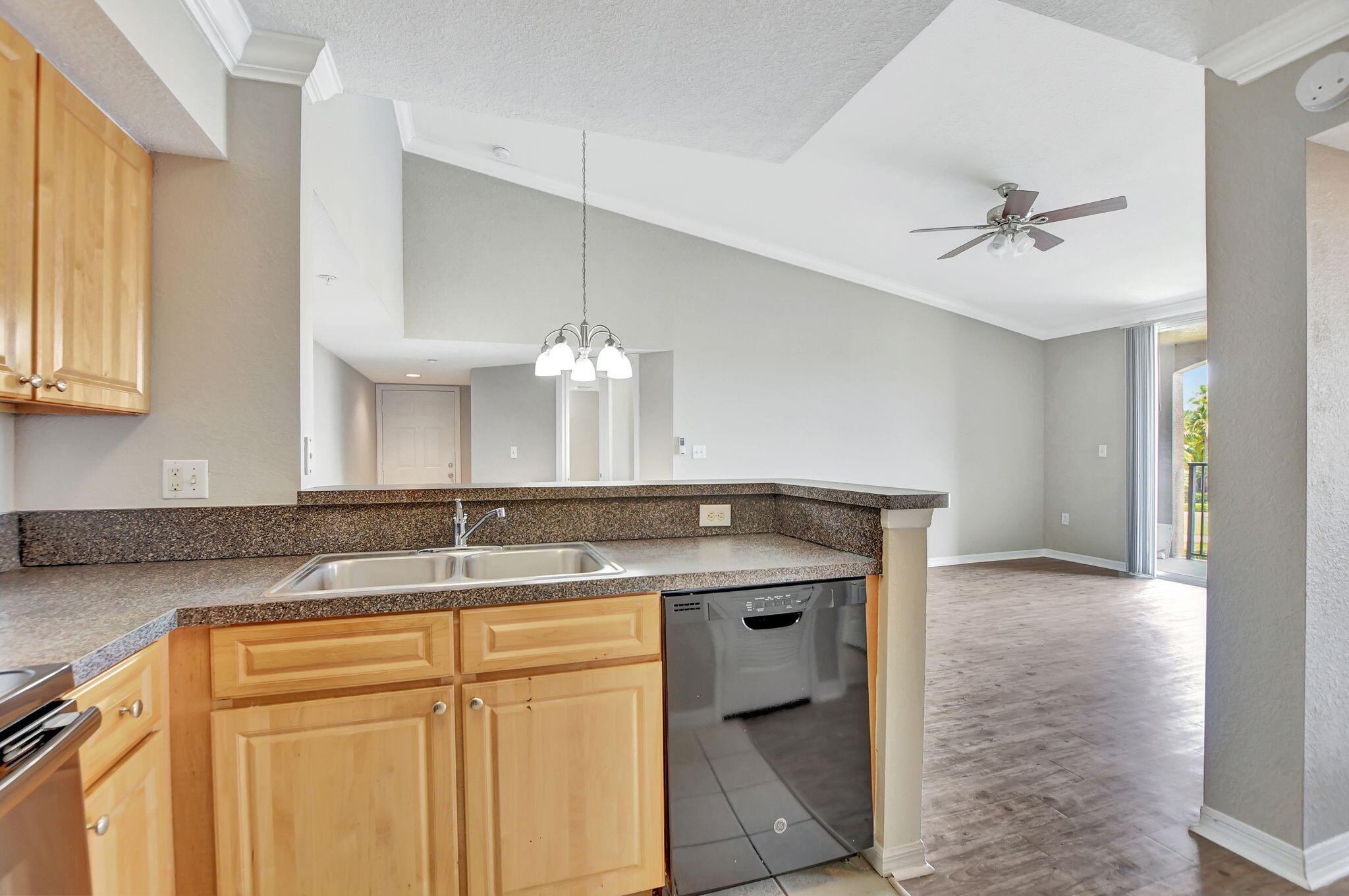 15095 Michelangelo Boulevard 304