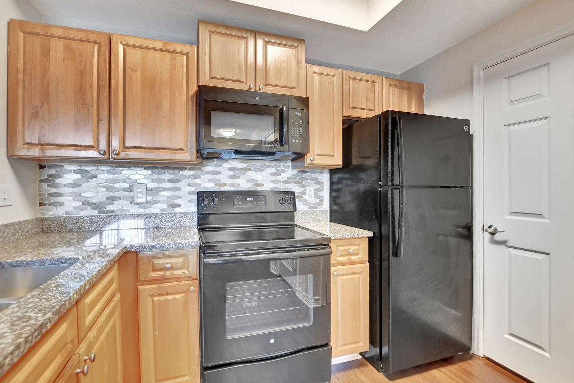 15105 Michelangelo Boulevard 106