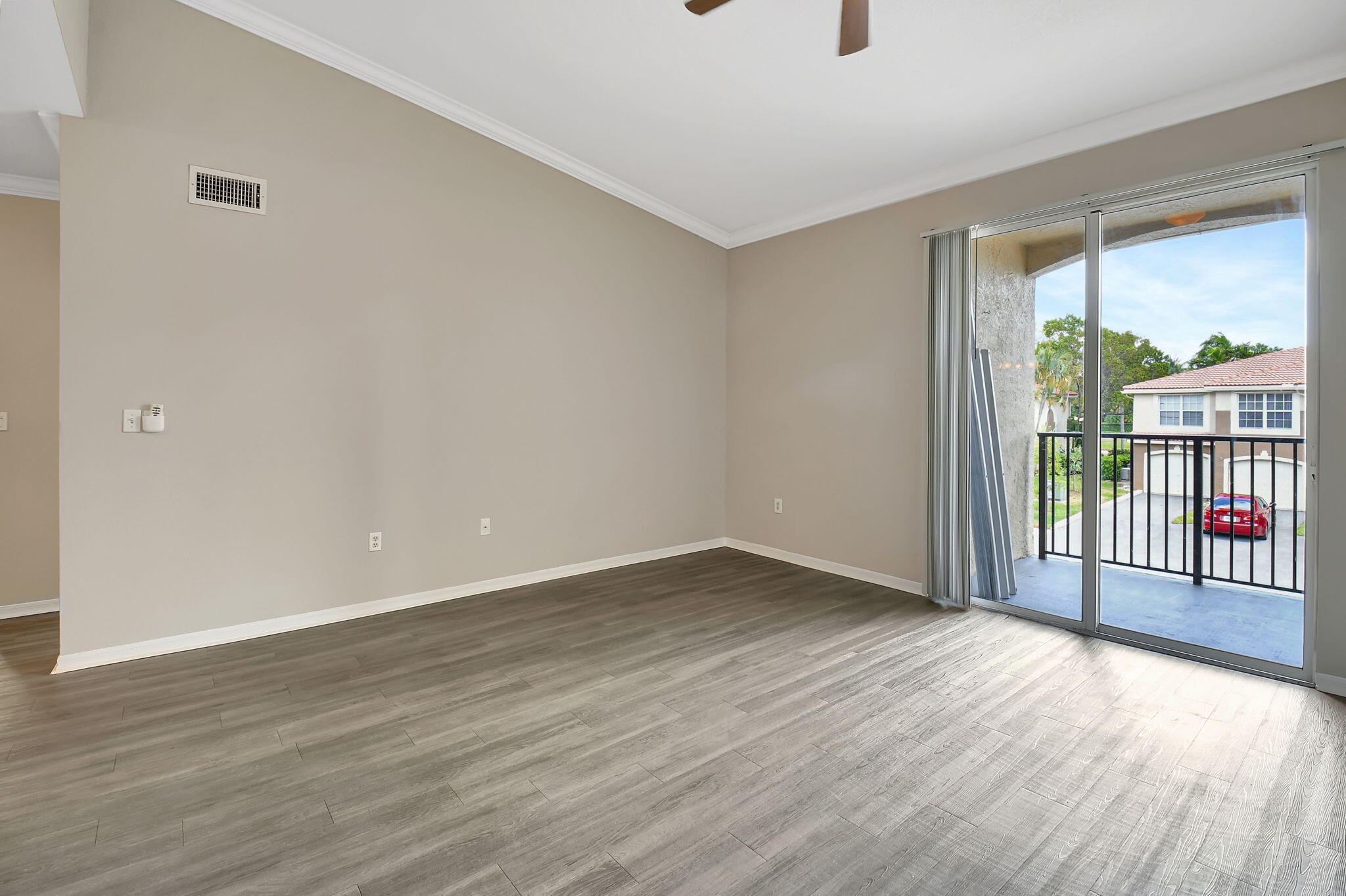 15085 Michelangelo Boulevard 201