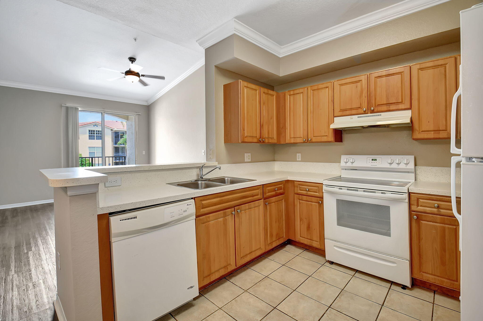 15085 Michelangelo Boulevard 201