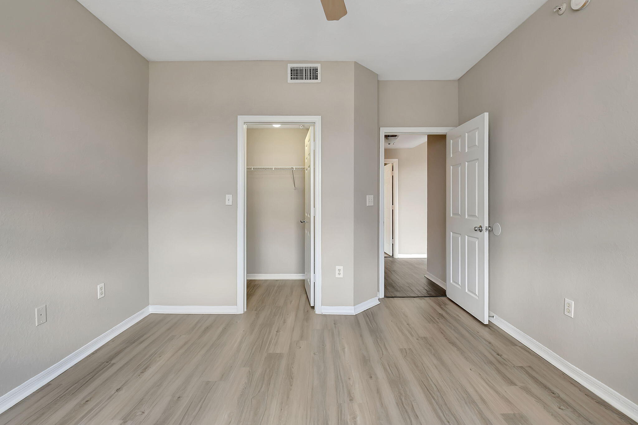 15085 Michelangelo Boulevard 201