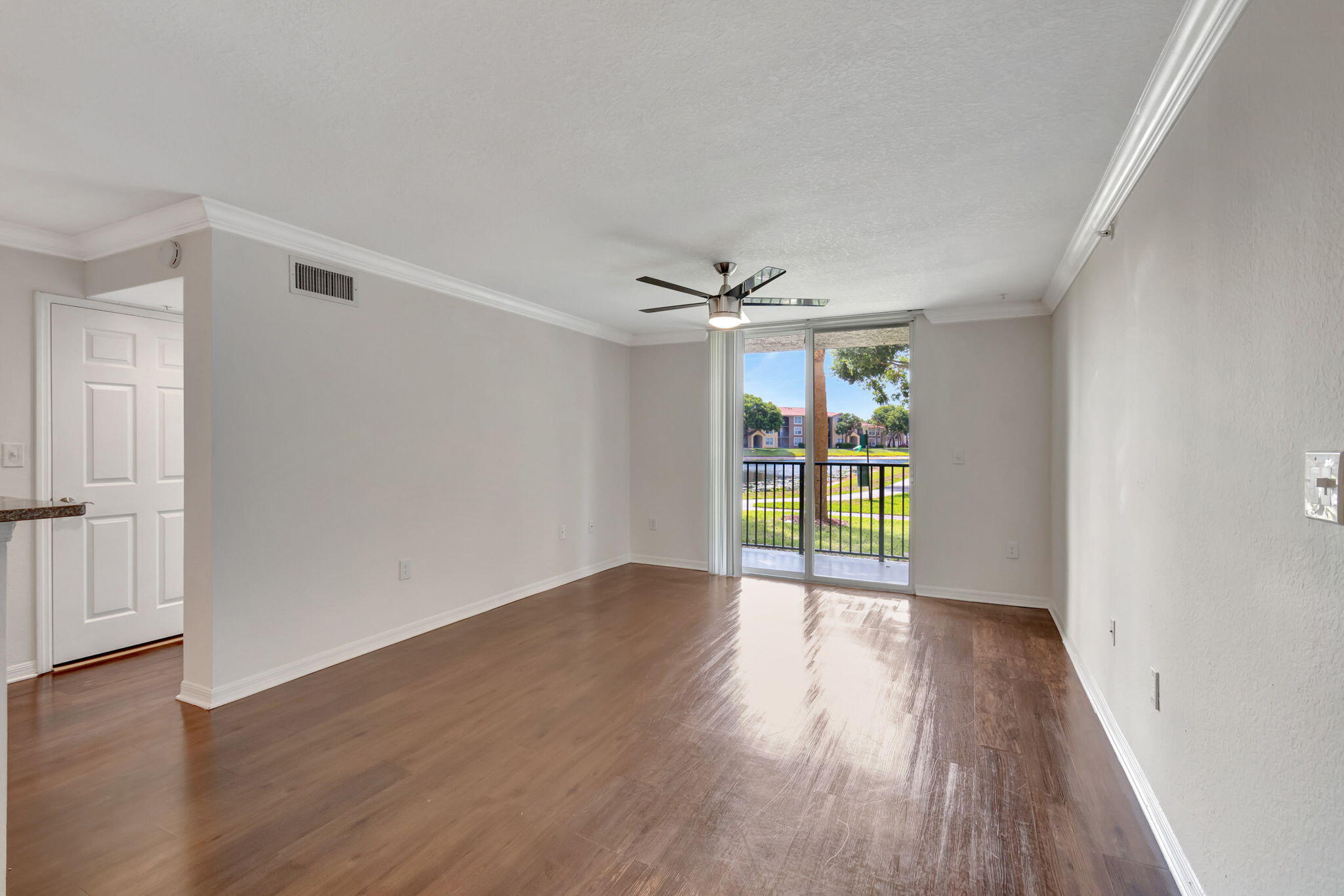 15155 Michelangelo Boulevard 106