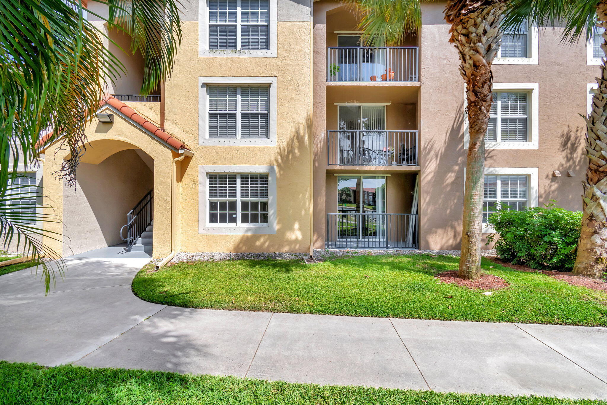 15155 Michelangelo Boulevard 106