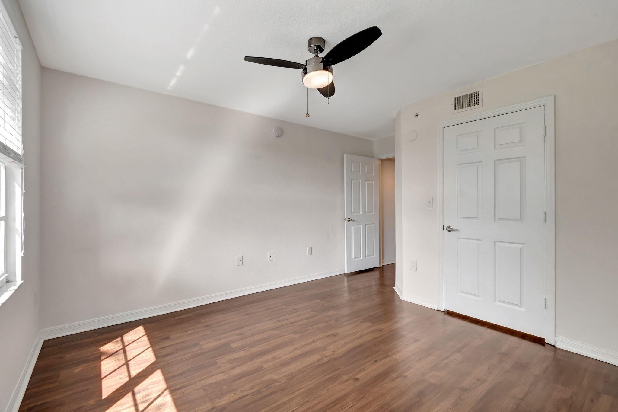 15155 Michelangelo Boulevard 106