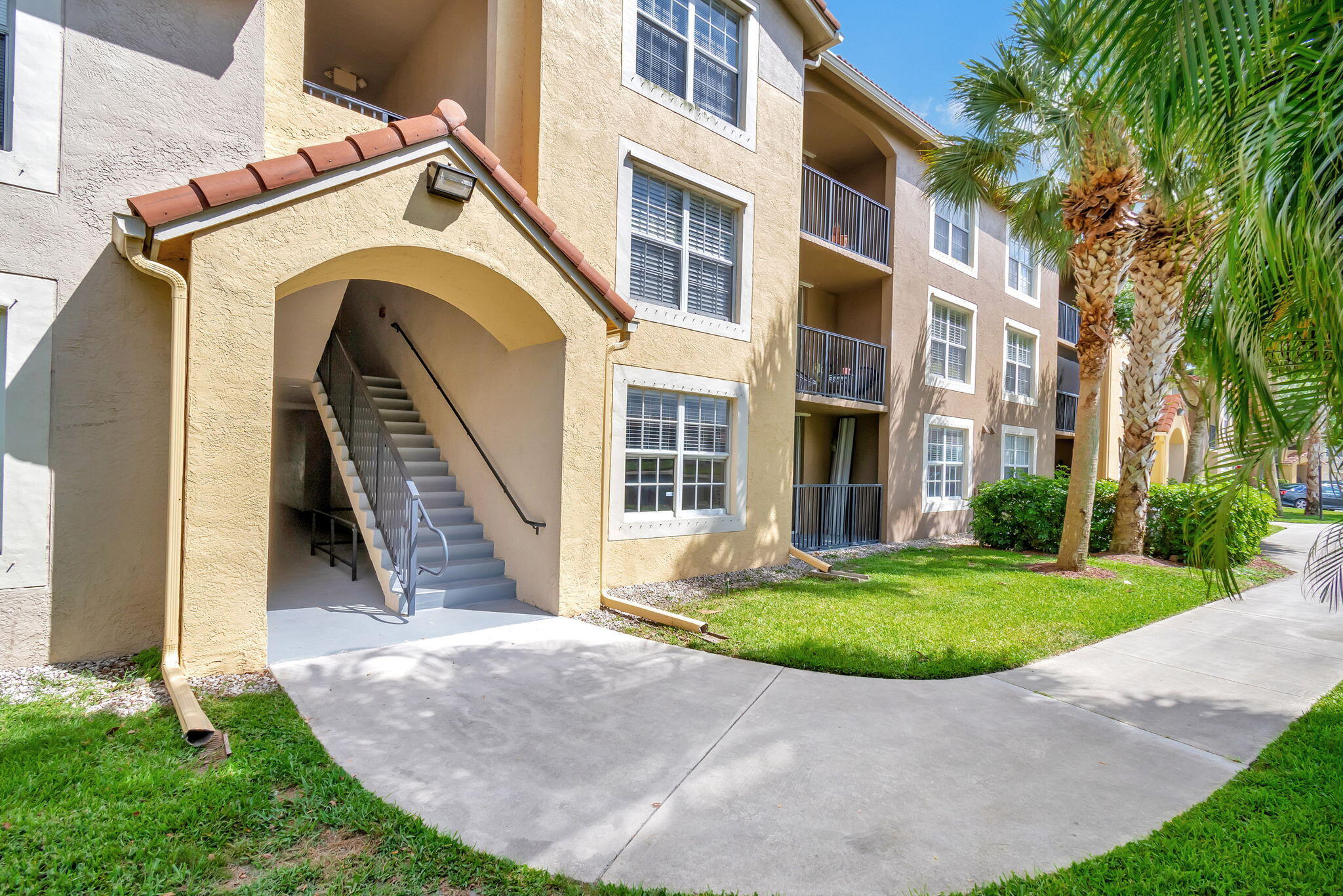 15155 Michelangelo Boulevard 106