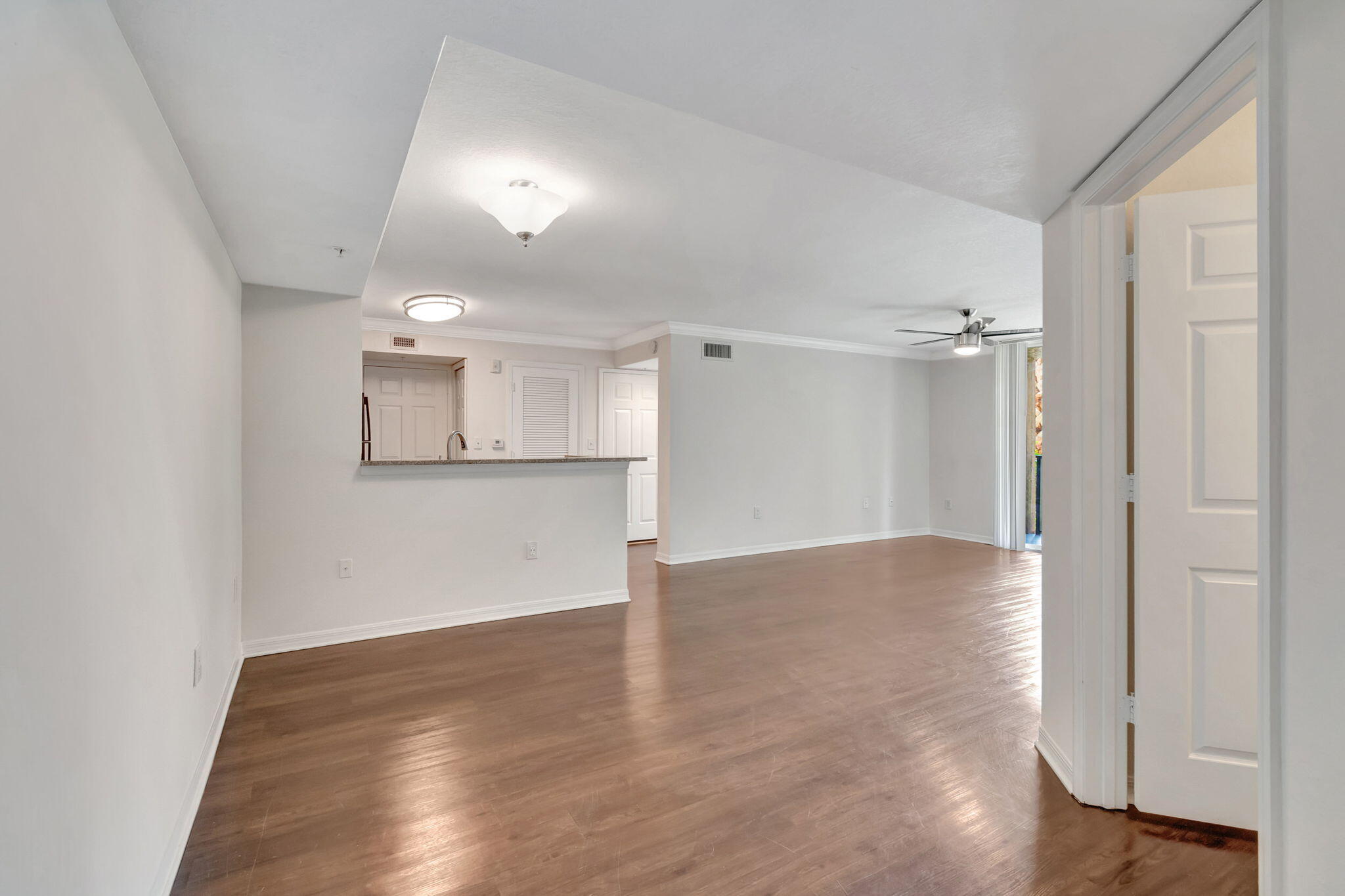 15155 Michelangelo Boulevard 106