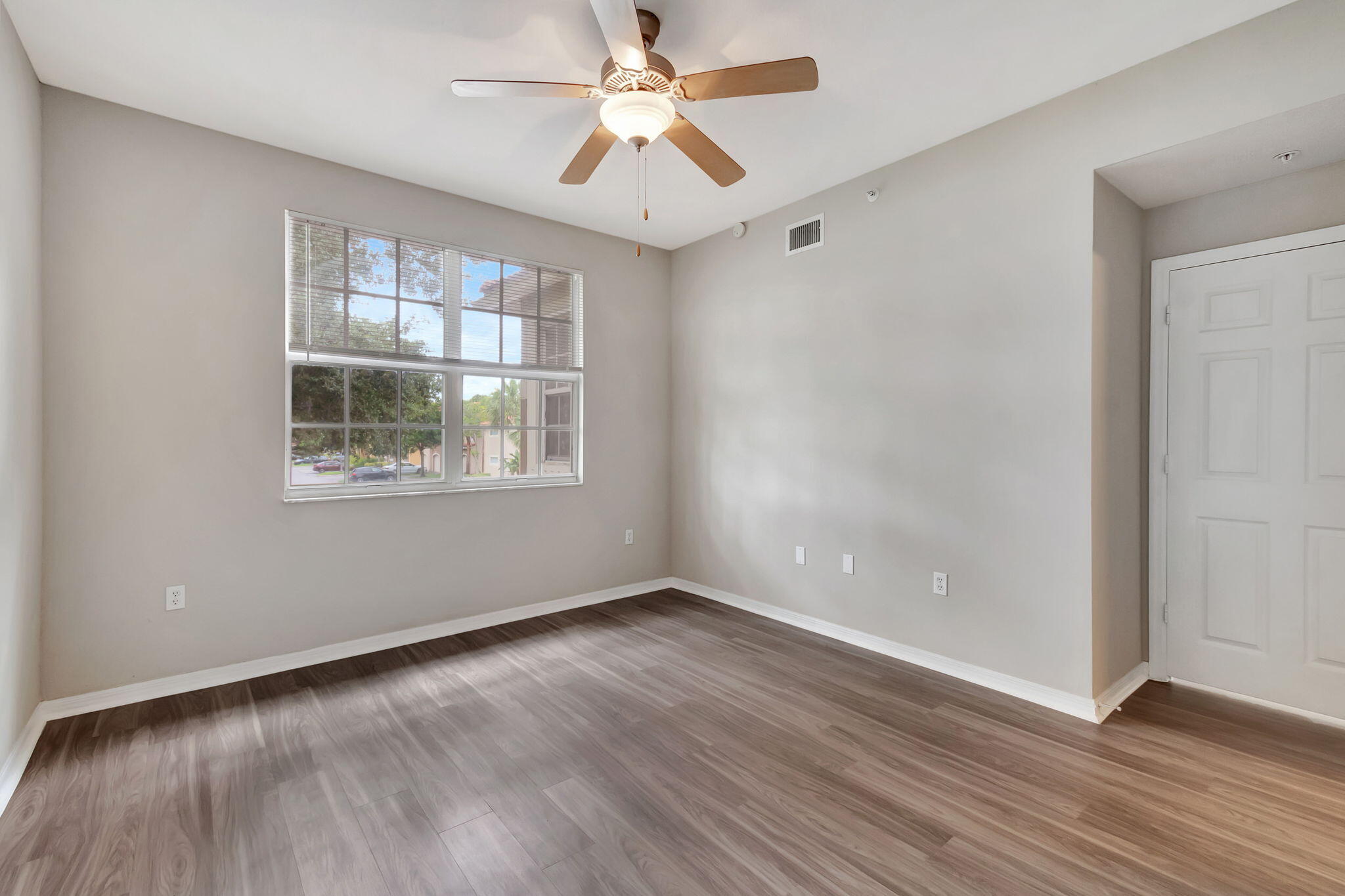 15045 Michelangelo Boulevard 207