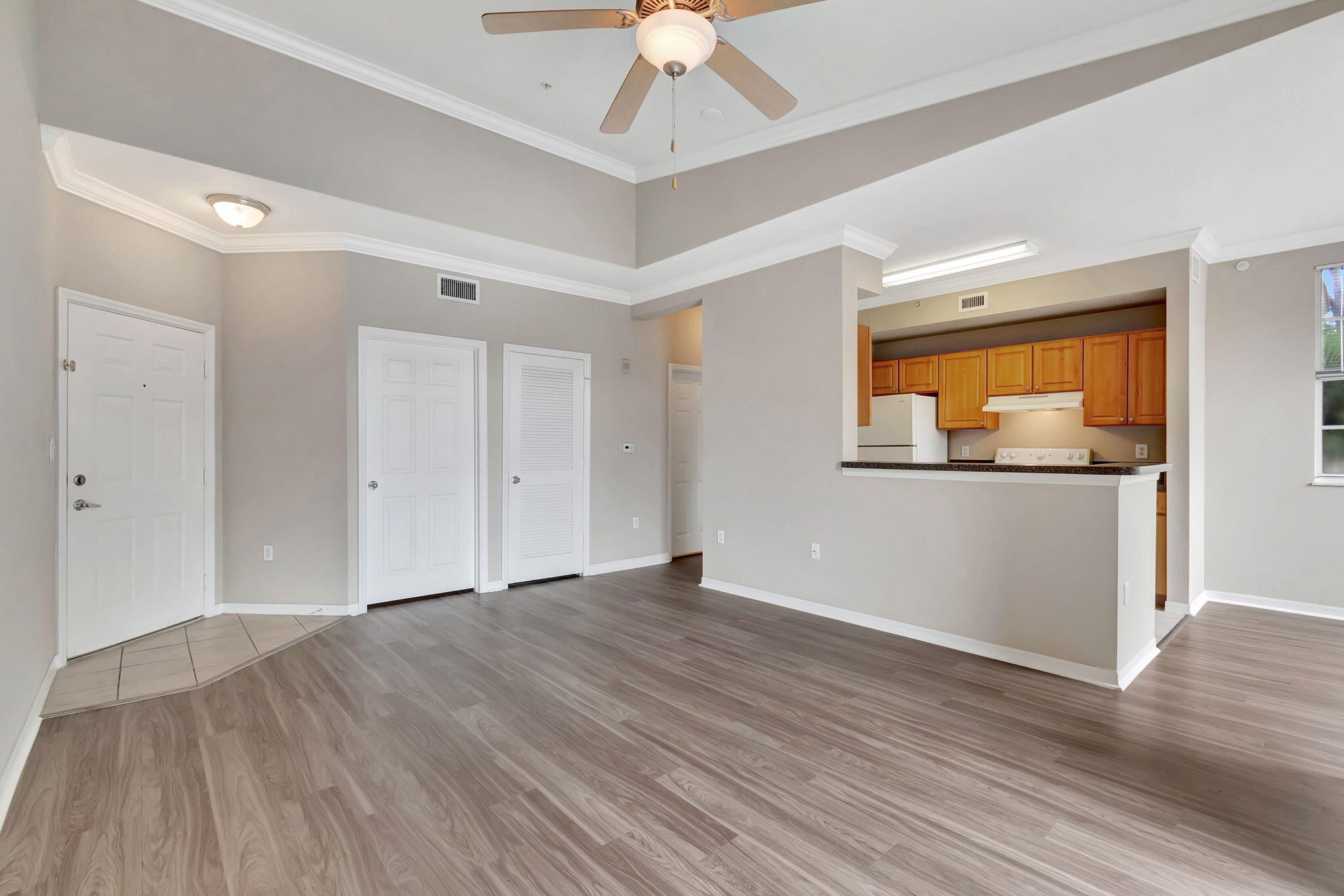 15045 Michelangelo Boulevard 207