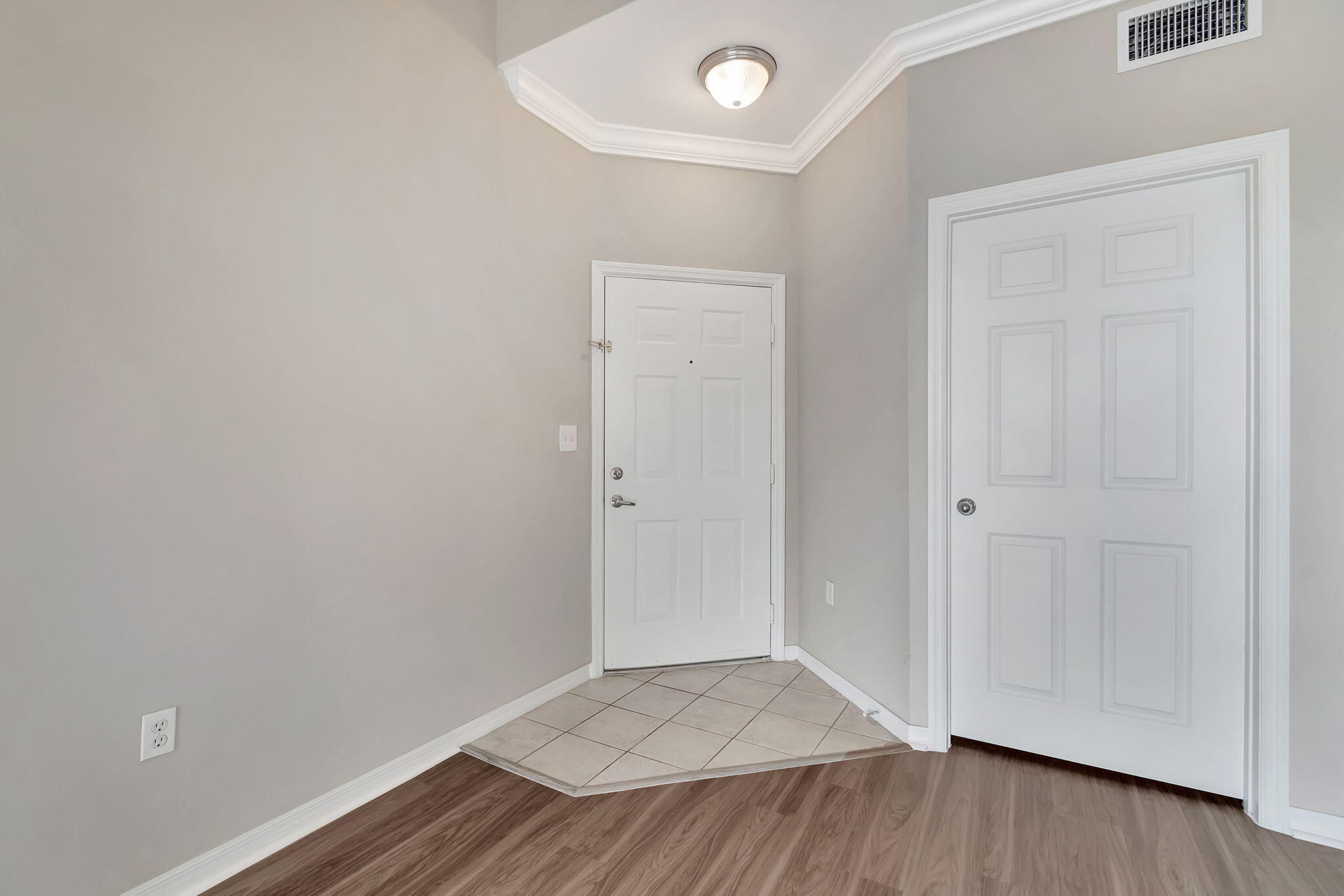 15045 Michelangelo Boulevard 207