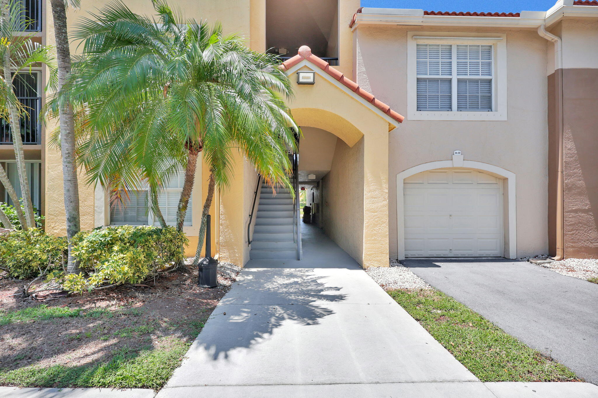 15135 Michelangelo Boulevard 305