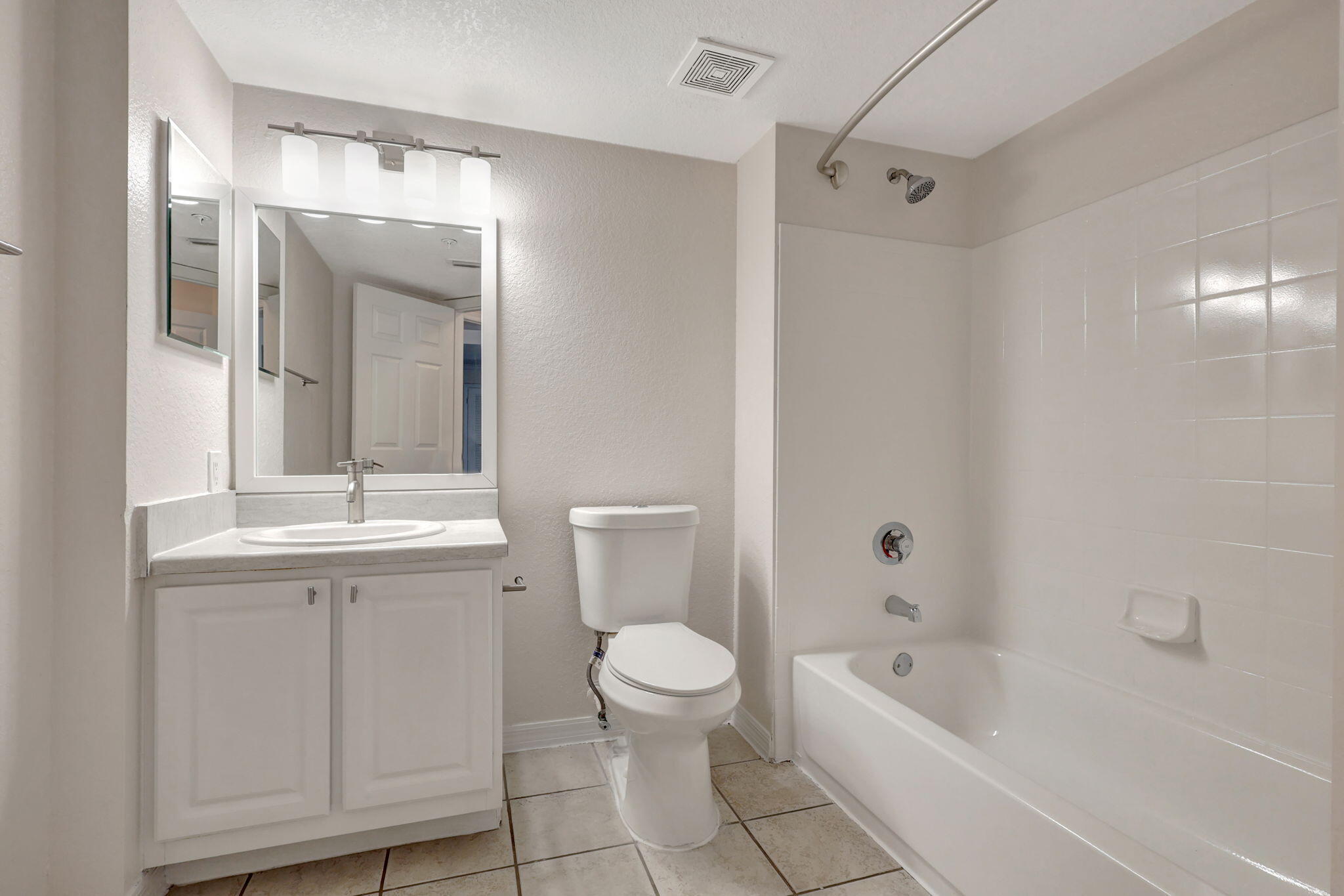 15135 Michelangelo Boulevard 305