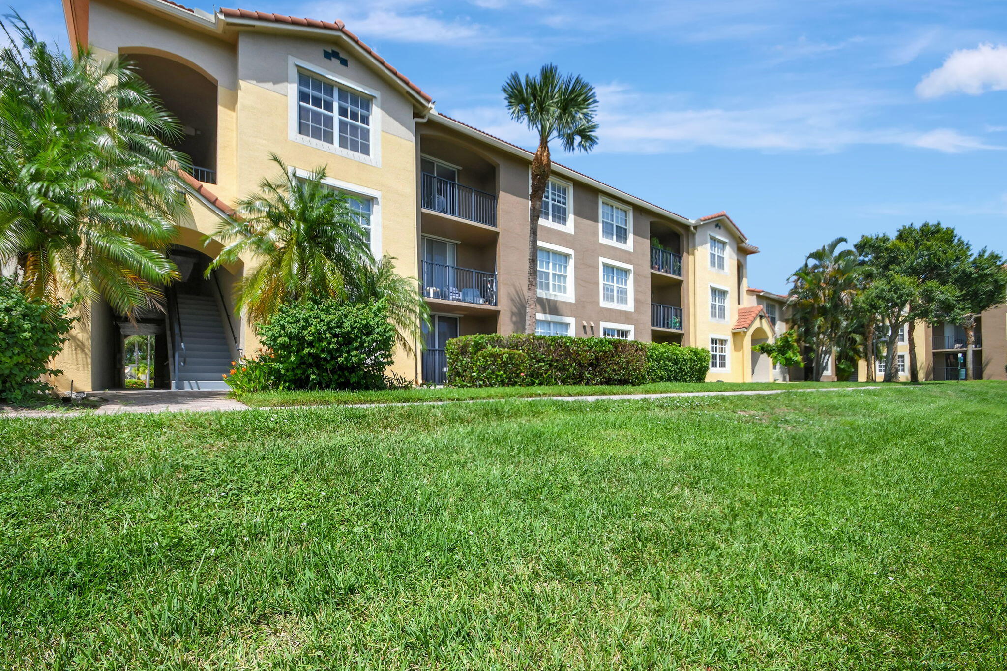 15185 Michelangelo Boulevard 306