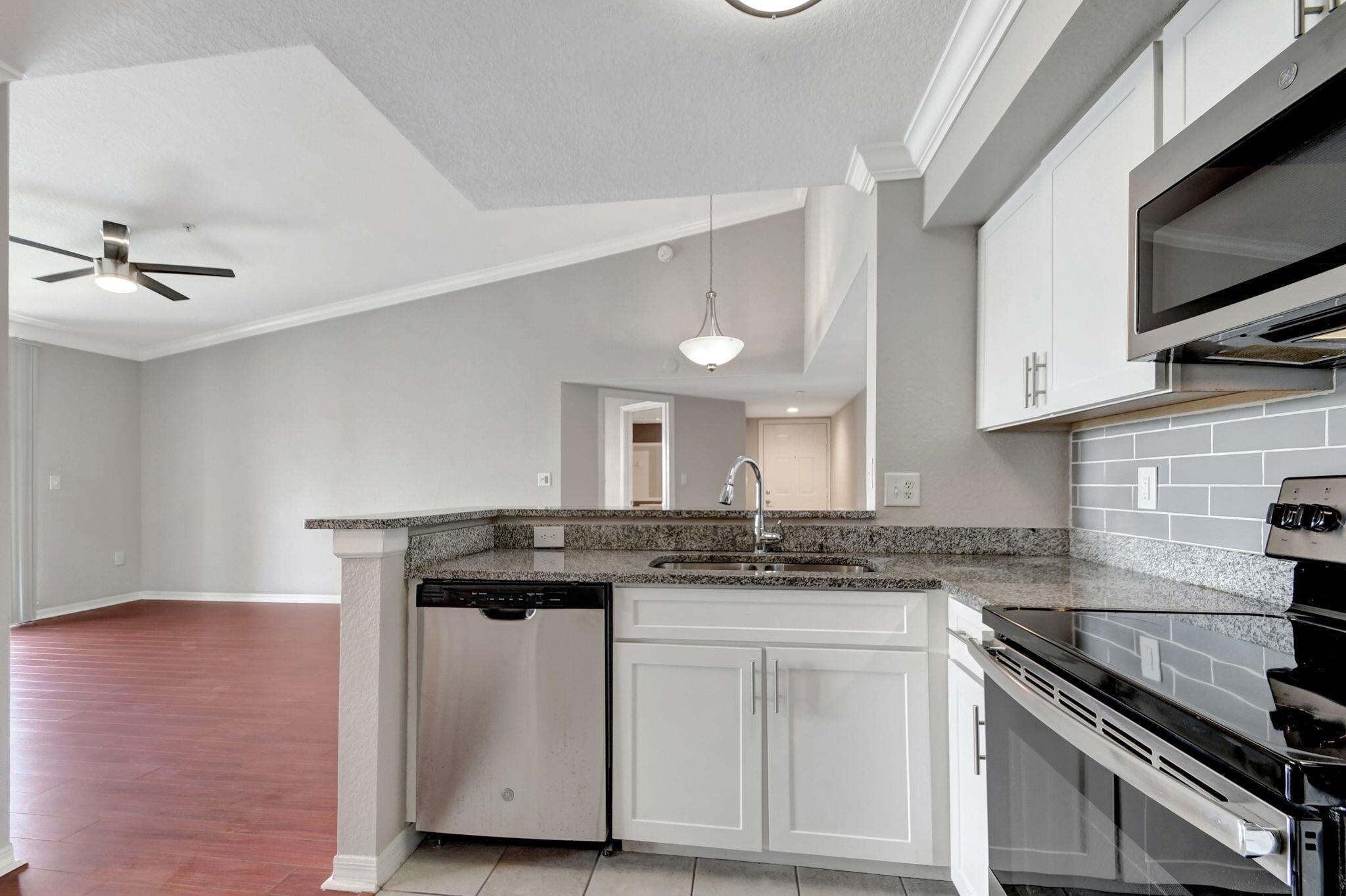 15185 Michelangelo Boulevard 306