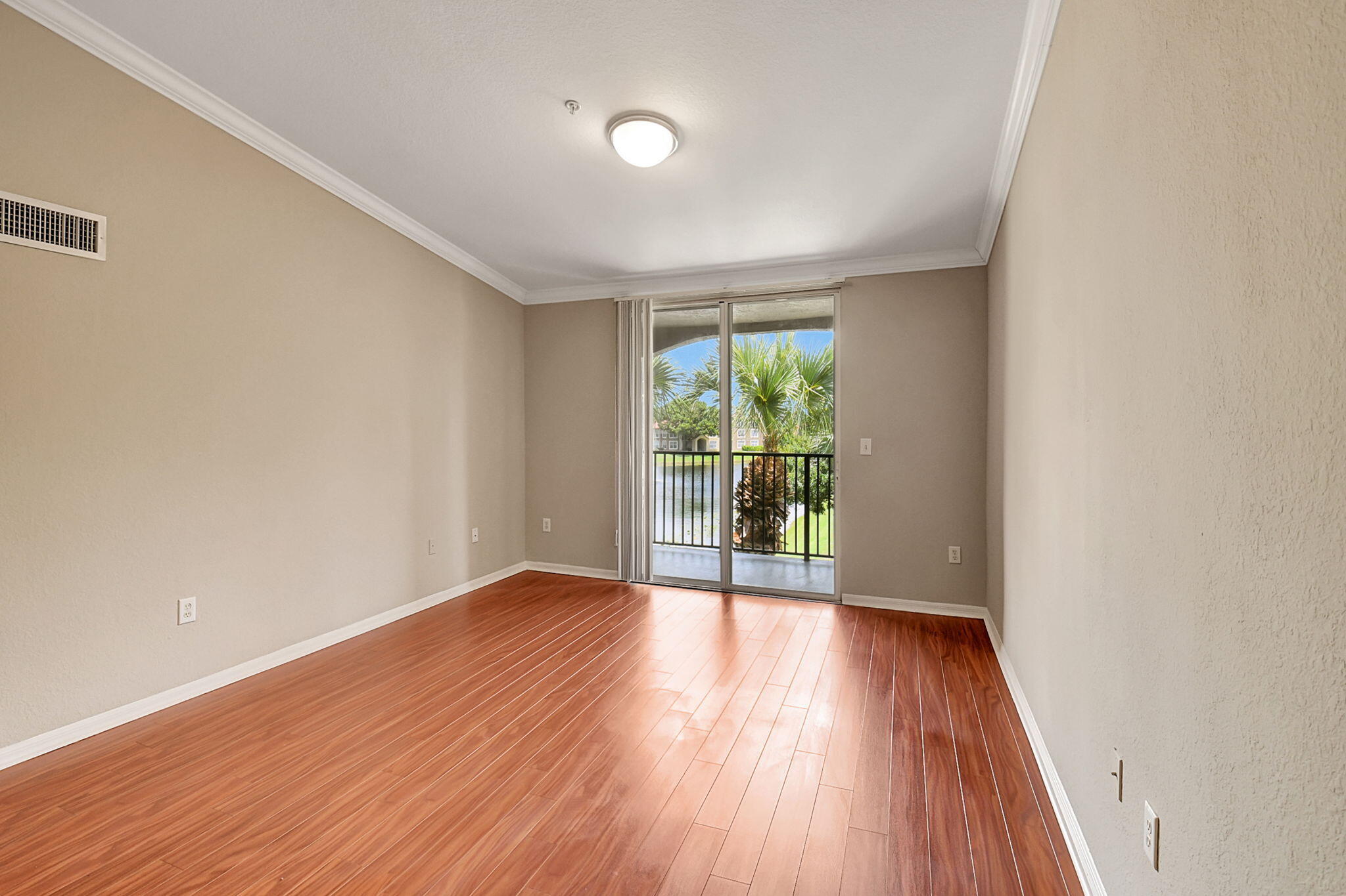 15155 Michelangelo Boulevard 306