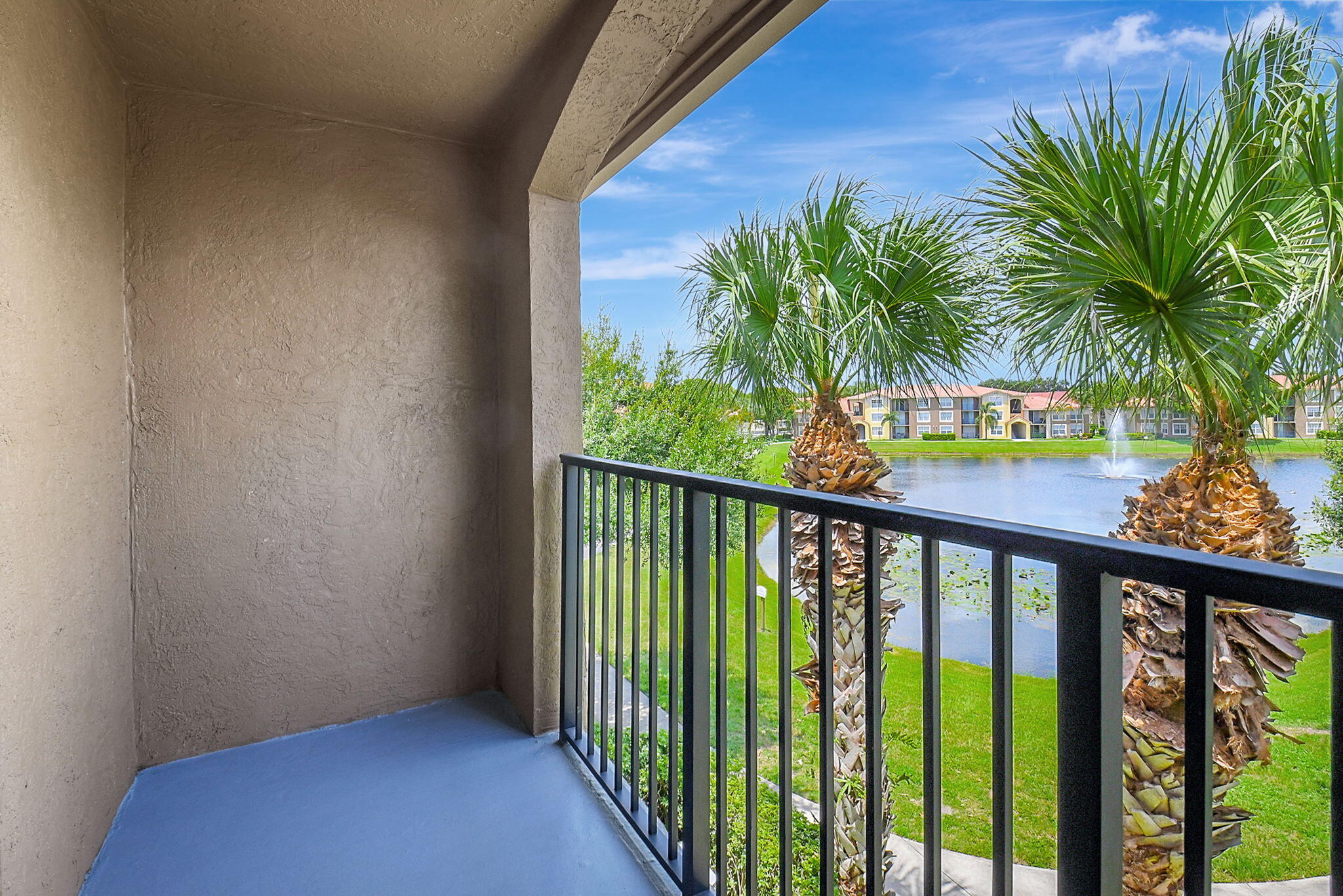 15155 Michelangelo Boulevard 306