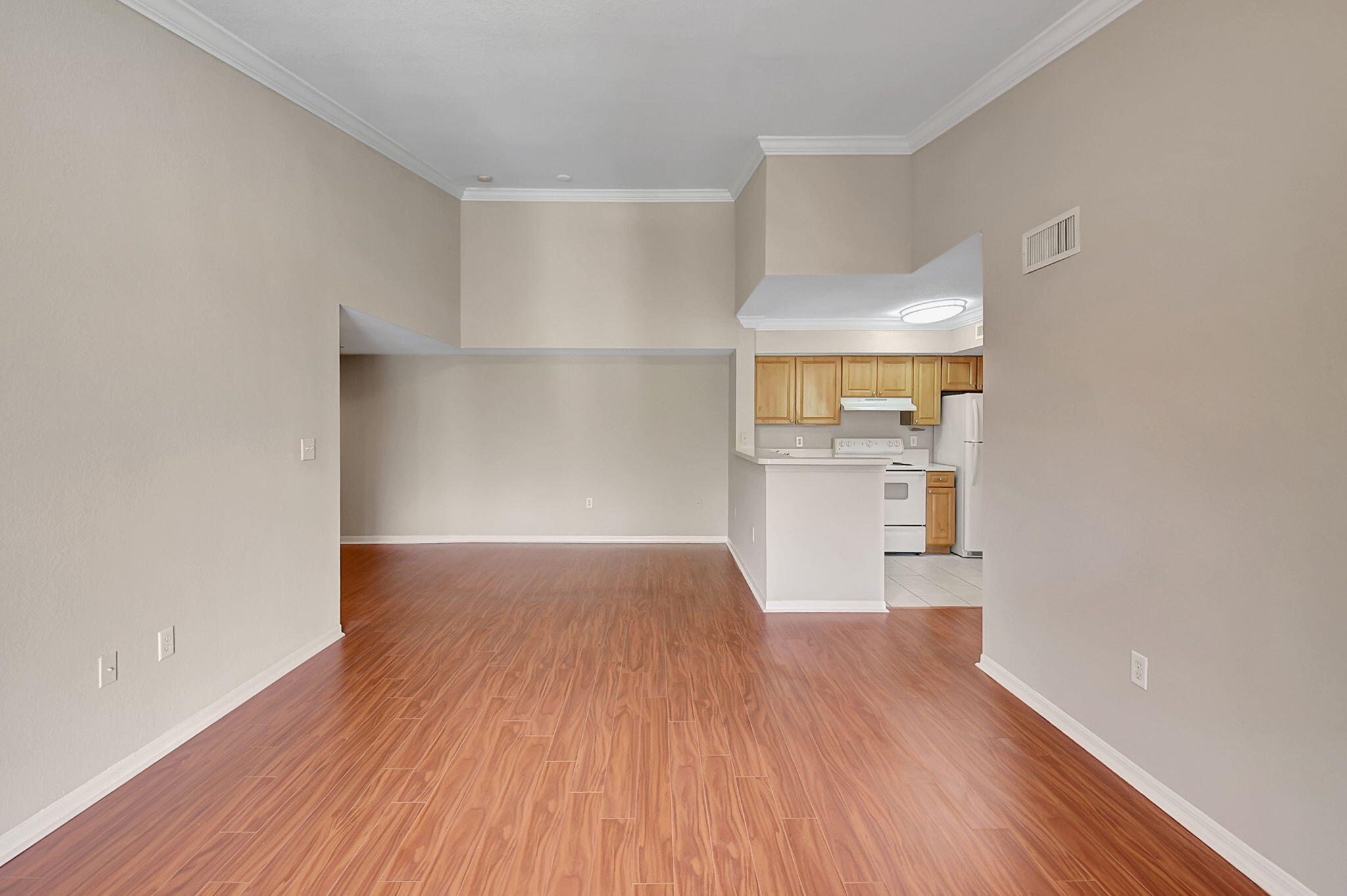 15155 Michelangelo Boulevard 306