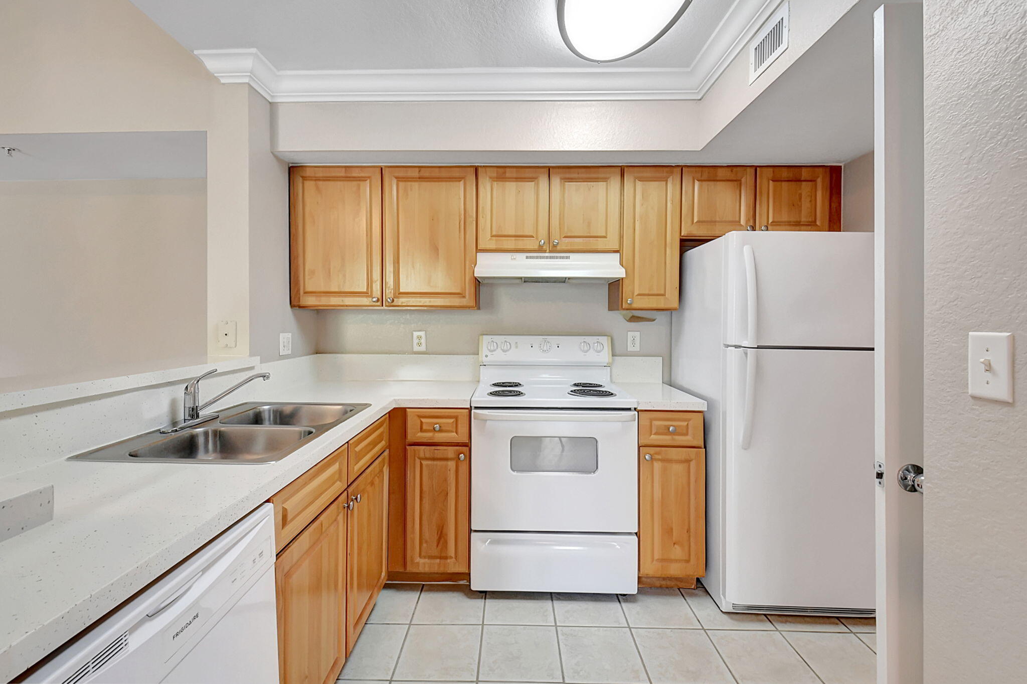 15155 Michelangelo Boulevard 306