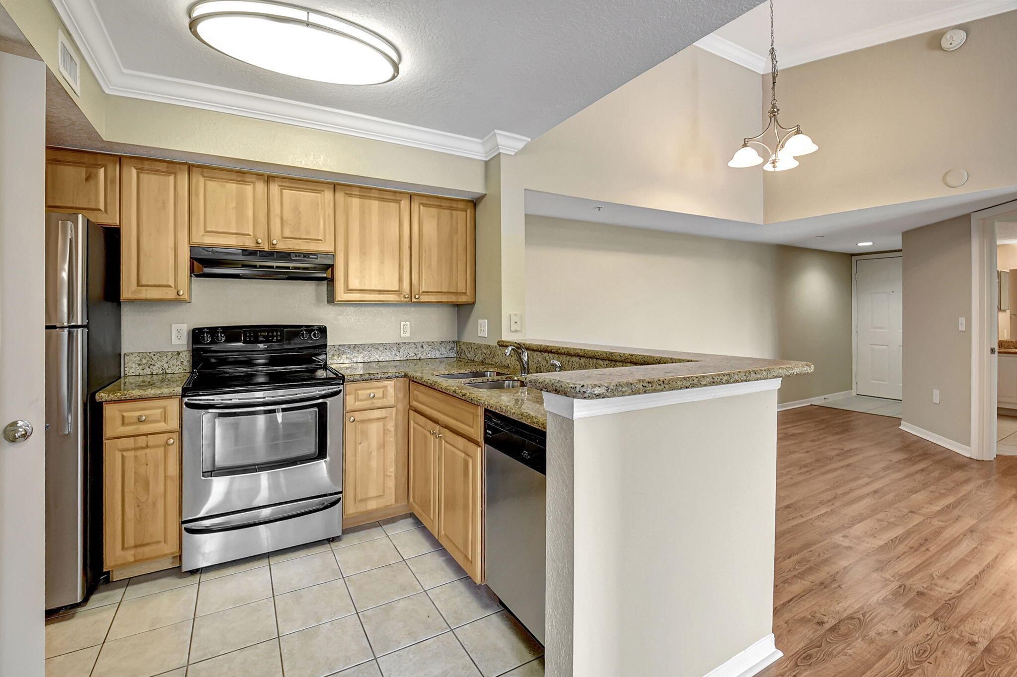 15185 Michelangelo Boulevard 305