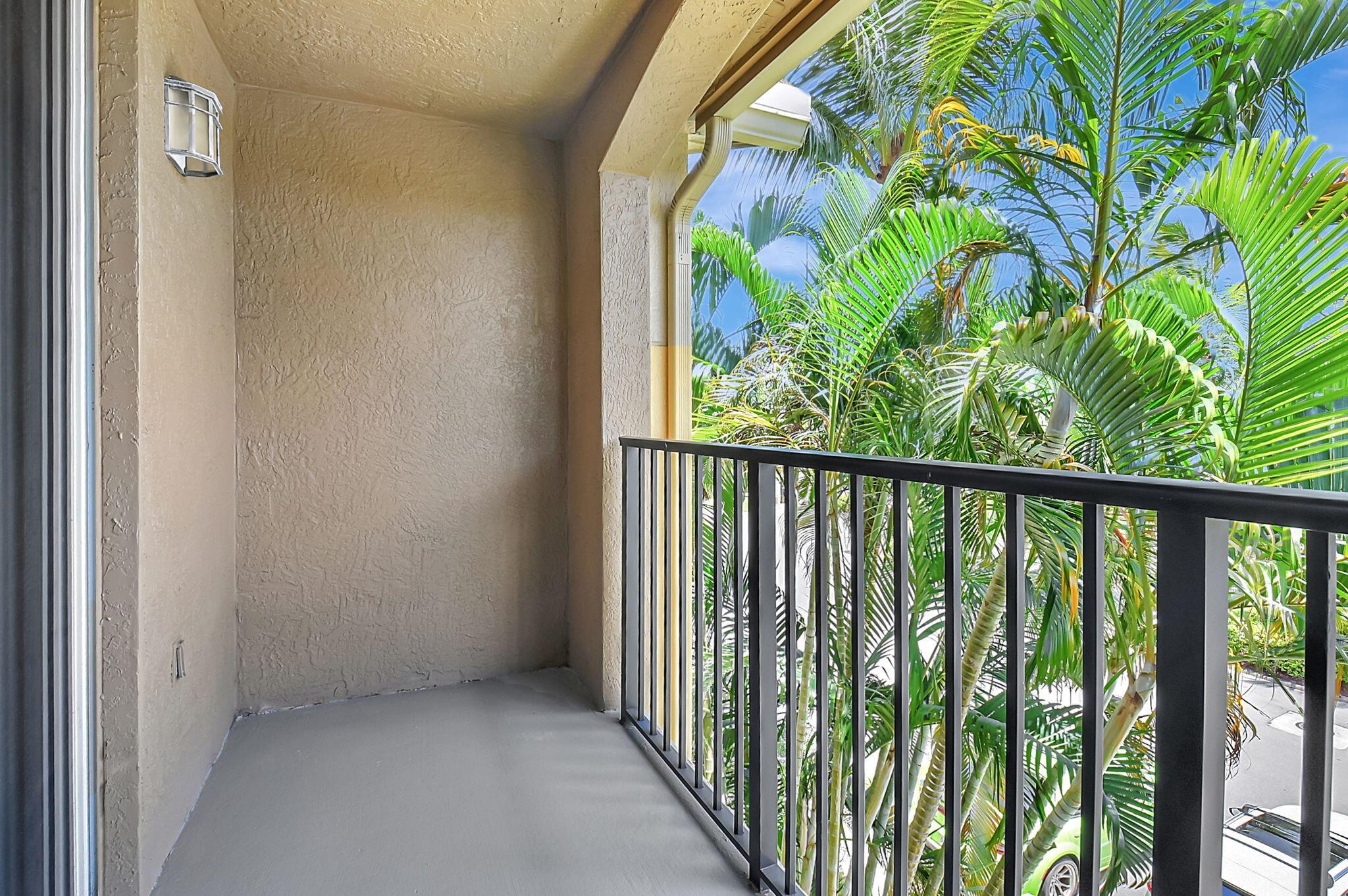 15185 Michelangelo Boulevard 305